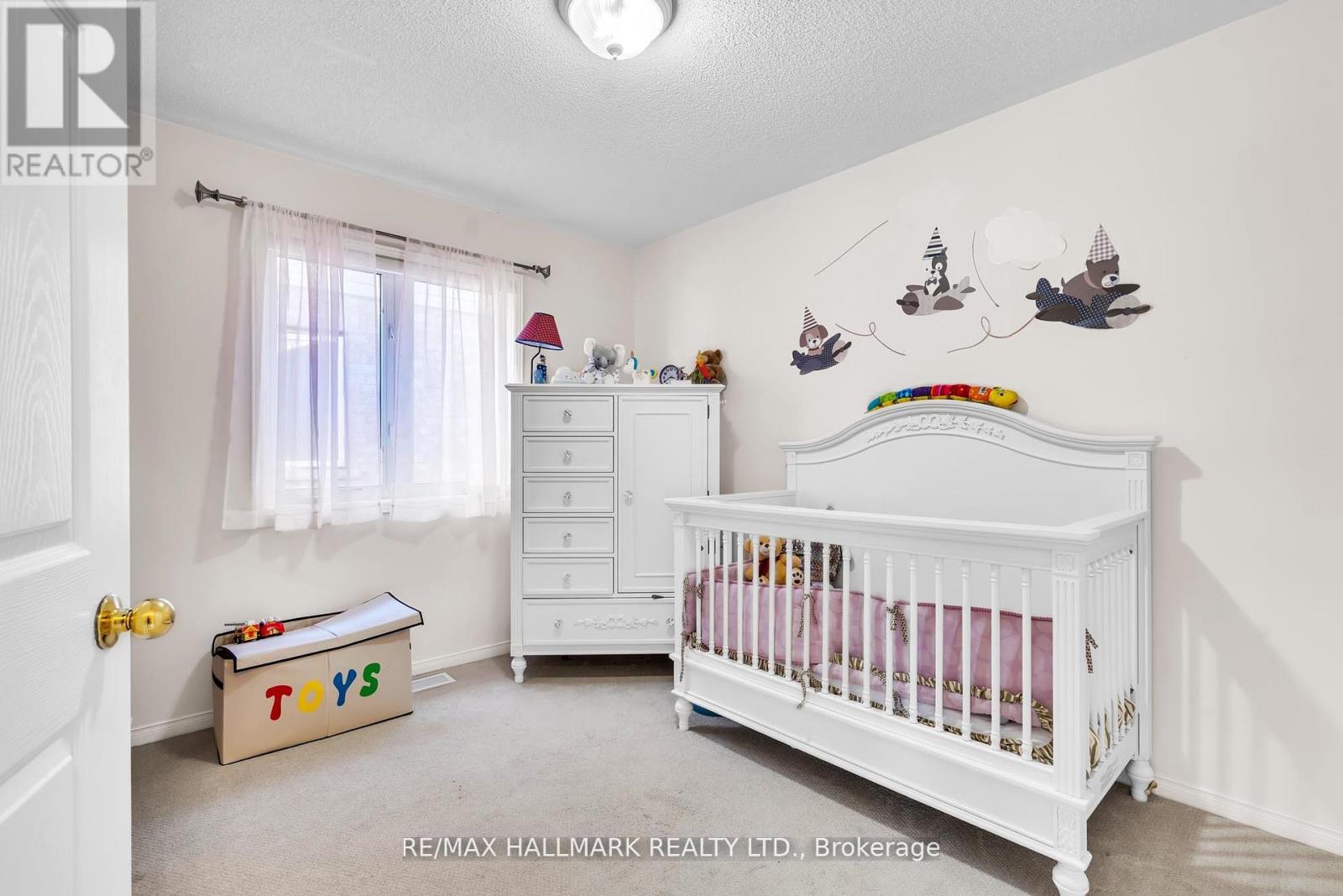 21 Brooks Avenue, Aurora, Ontario  L4G 7W2 - Photo 22 - N12458968