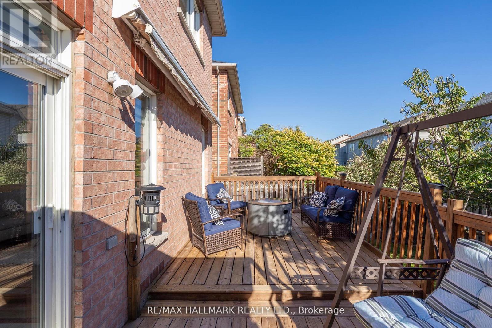 21 Brooks Avenue, Aurora, Ontario  L4G 7W2 - Photo 39 - N12458968