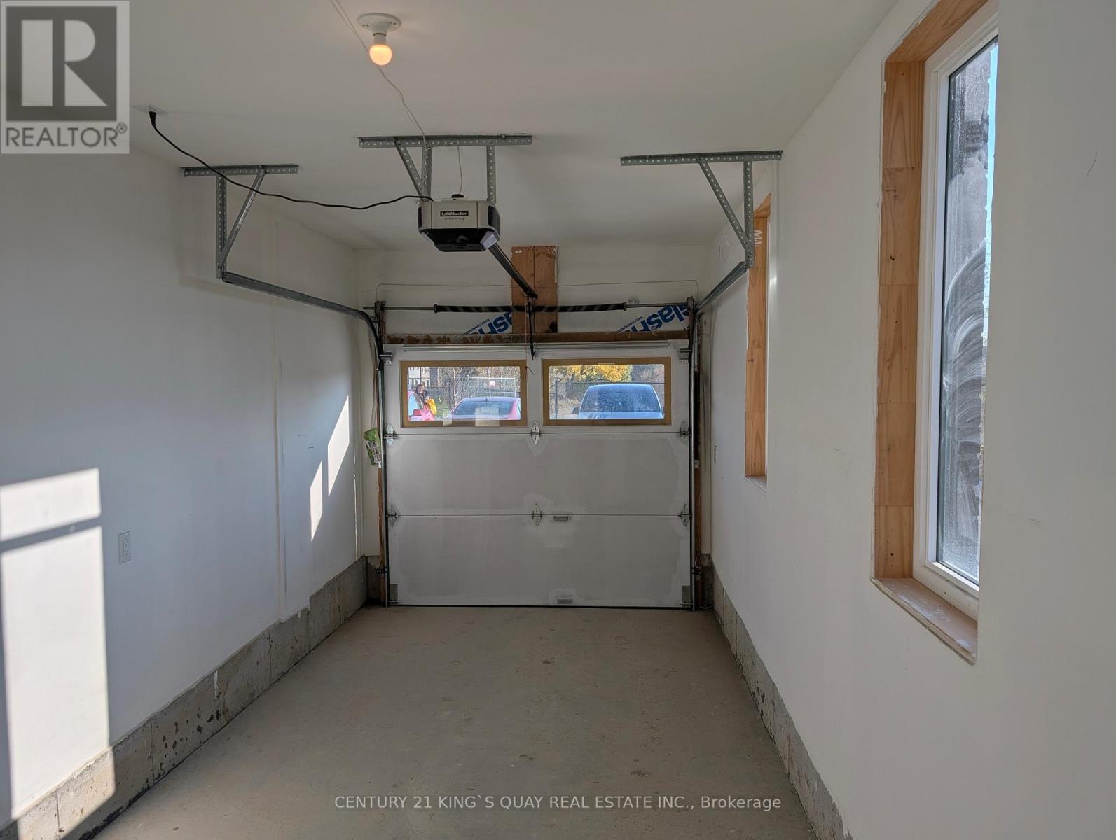 150 Matawin Lane, Richmond Hill, Ontario  L4B 0H7 - Photo 12 - N12535168