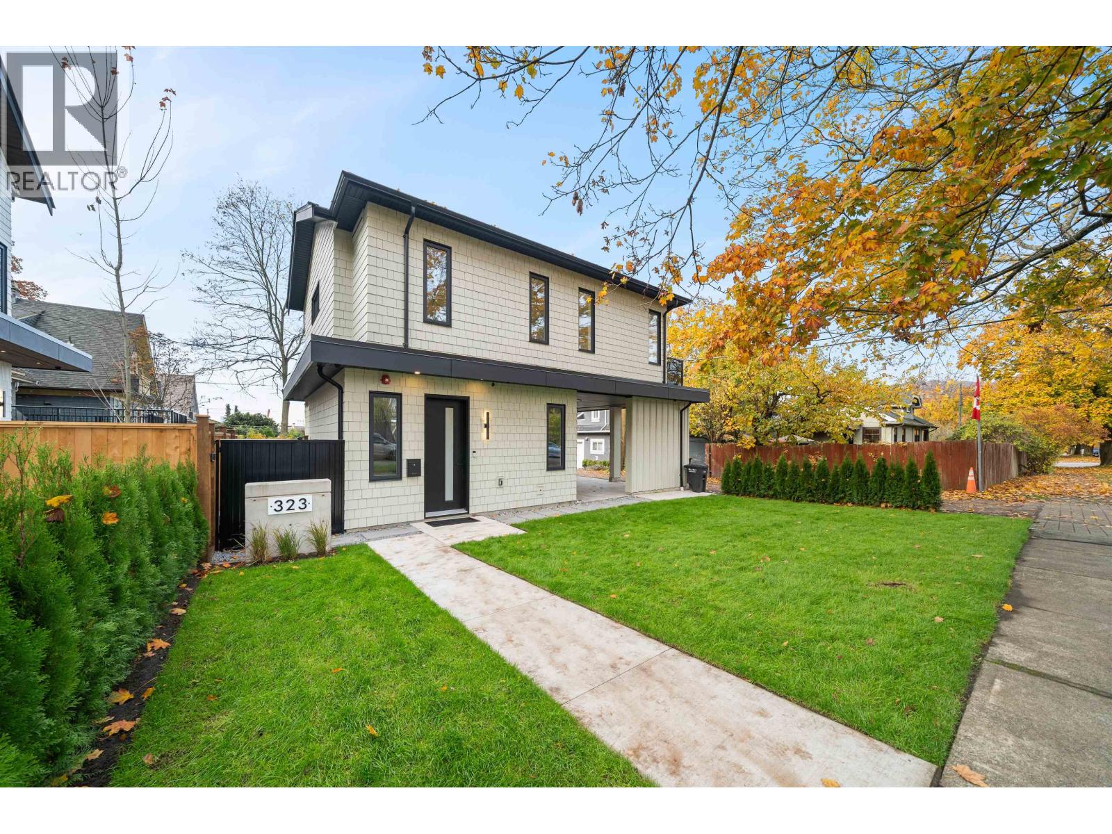 323 N KAMLOOPS STREET, Vancouver, British Columbia