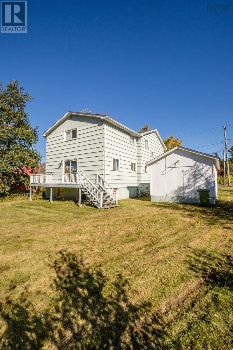 76 Highland Avenue, Wolfville, Nova Scotia  B4P 1Z6 - Photo 12 - 202527707