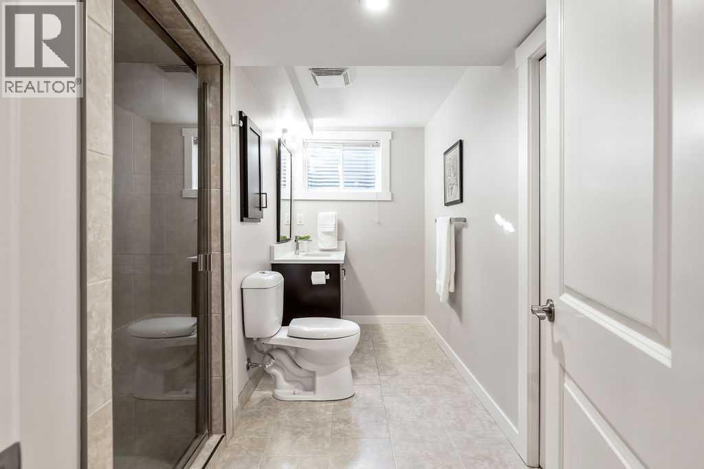 121 Hanover Road Sw, Calgary, Alberta  T2V 3J6 - Photo 29 - A2270193