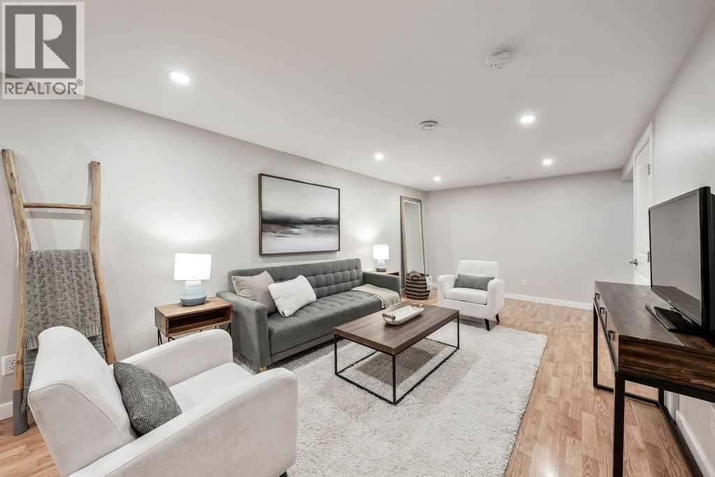 121 Hanover Road Sw, Calgary, Alberta  T2V 3J6 - Photo 23 - A2270193