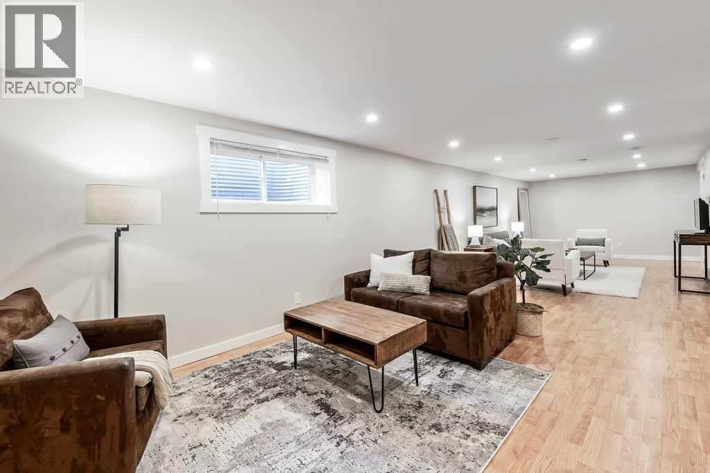 121 Hanover Road Sw, Calgary, Alberta  T2V 3J6 - Photo 26 - A2270193