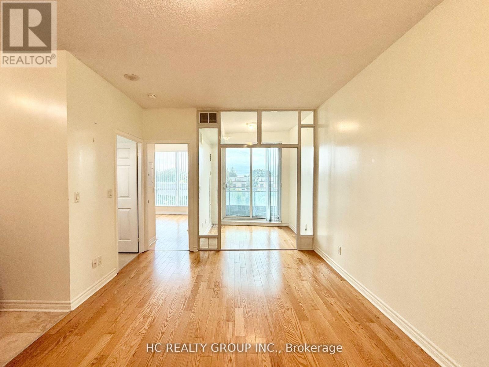 401 - 18 HOLMES AVENUE, Toronto, Ontario