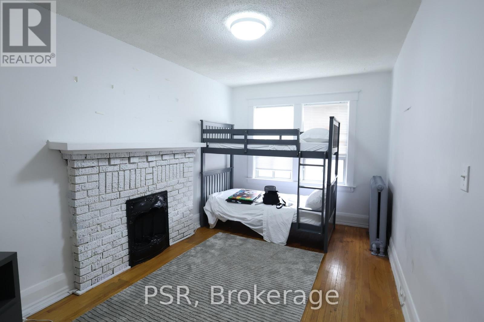 Upper - 1108 St.clair Avenue W, Toronto, Ontario M6E 1A7 - Photo 4 - C12538982