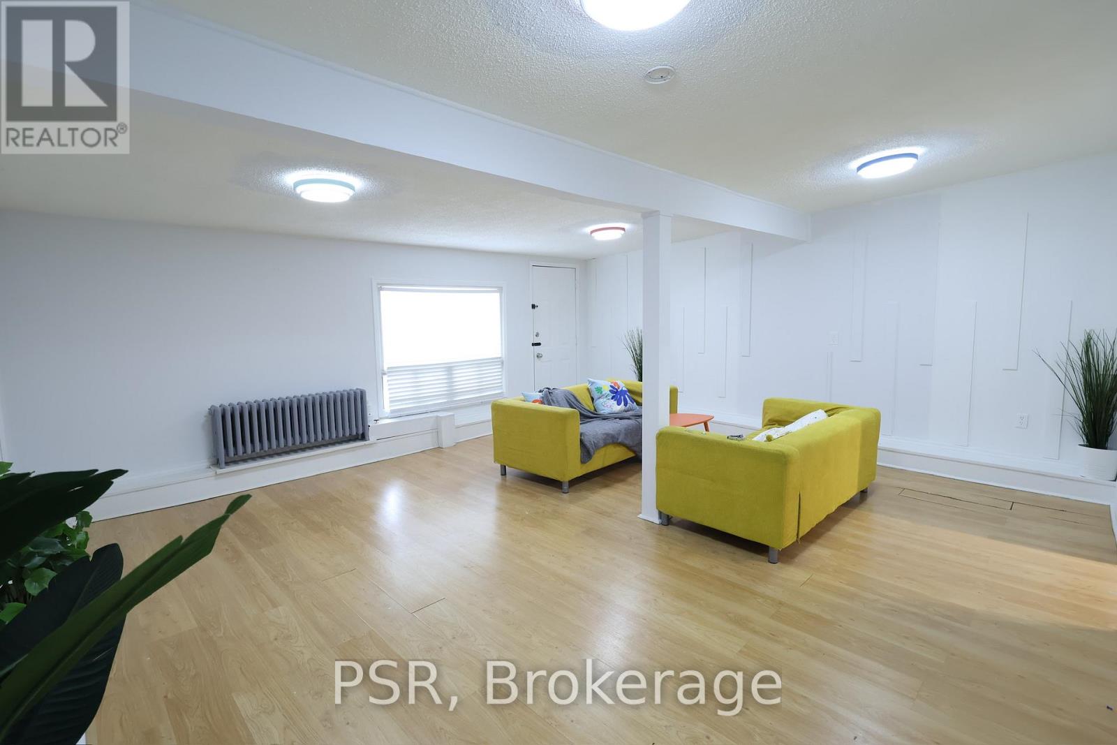 Upper - 1108 St.clair Avenue W, Toronto, Ontario M6E 1A7 - Photo 6 - C12538982