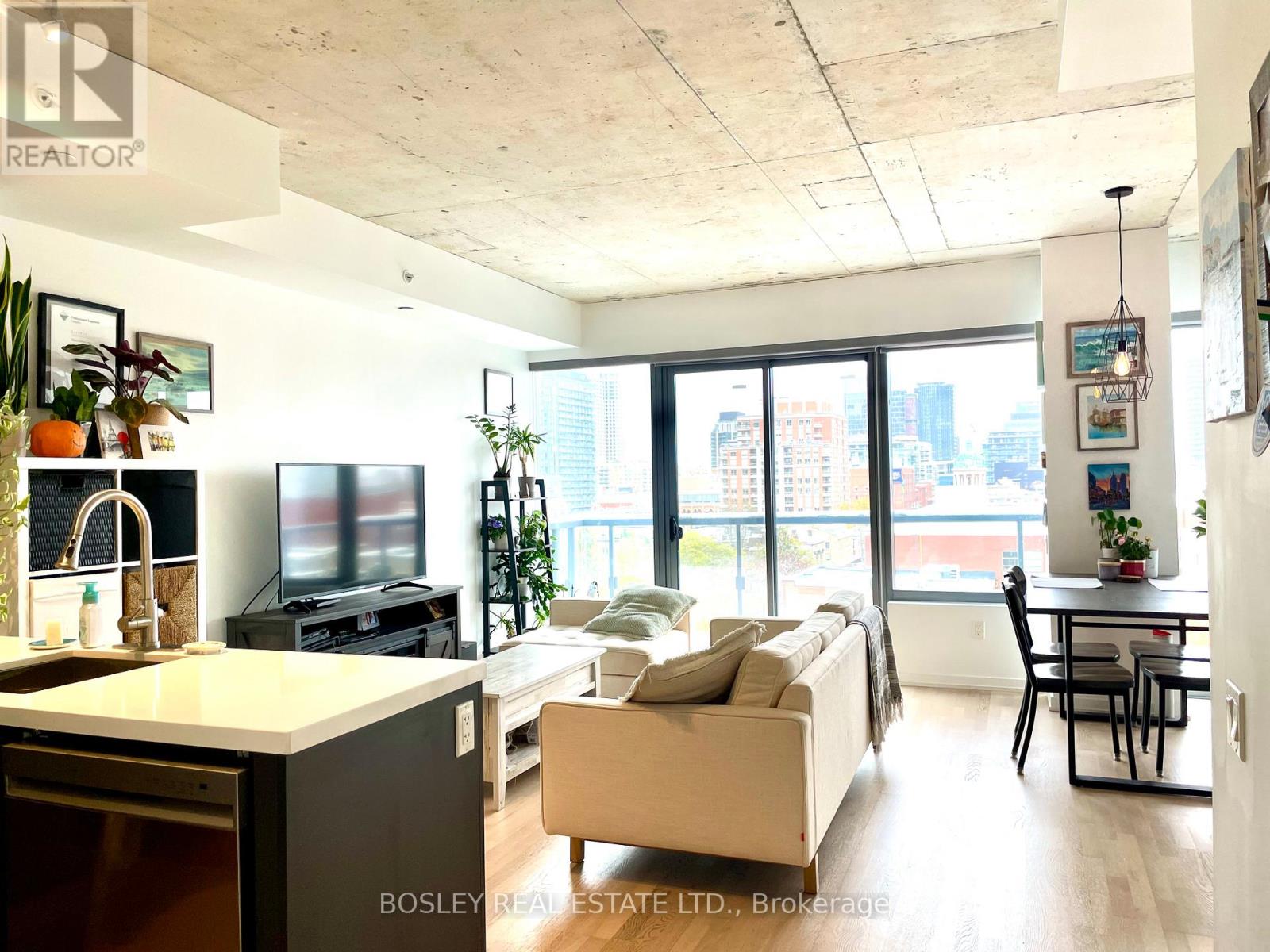 903 - 60 Colborne Street, Toronto, Ontario  M5E 0B7 - Photo 2 - C12539100