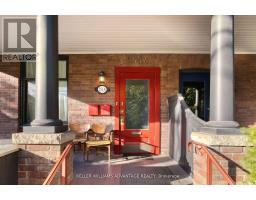 254A CARLTON STREET, Toronto, Ontario