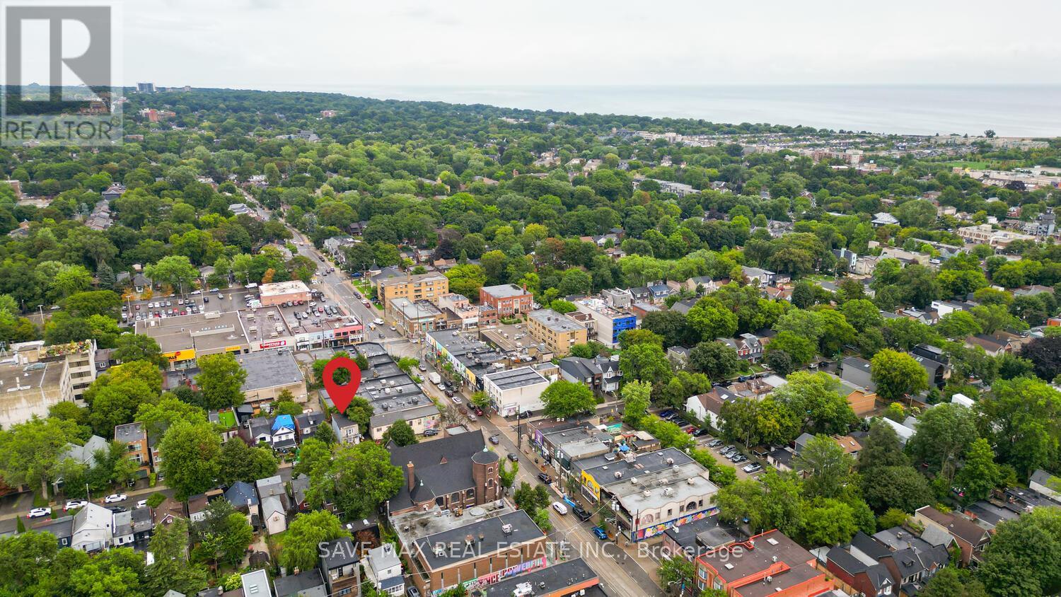 283 Rhodes Avenue E, Toronto, Ontario  M4L 3A4 - Photo 4 - E12539130