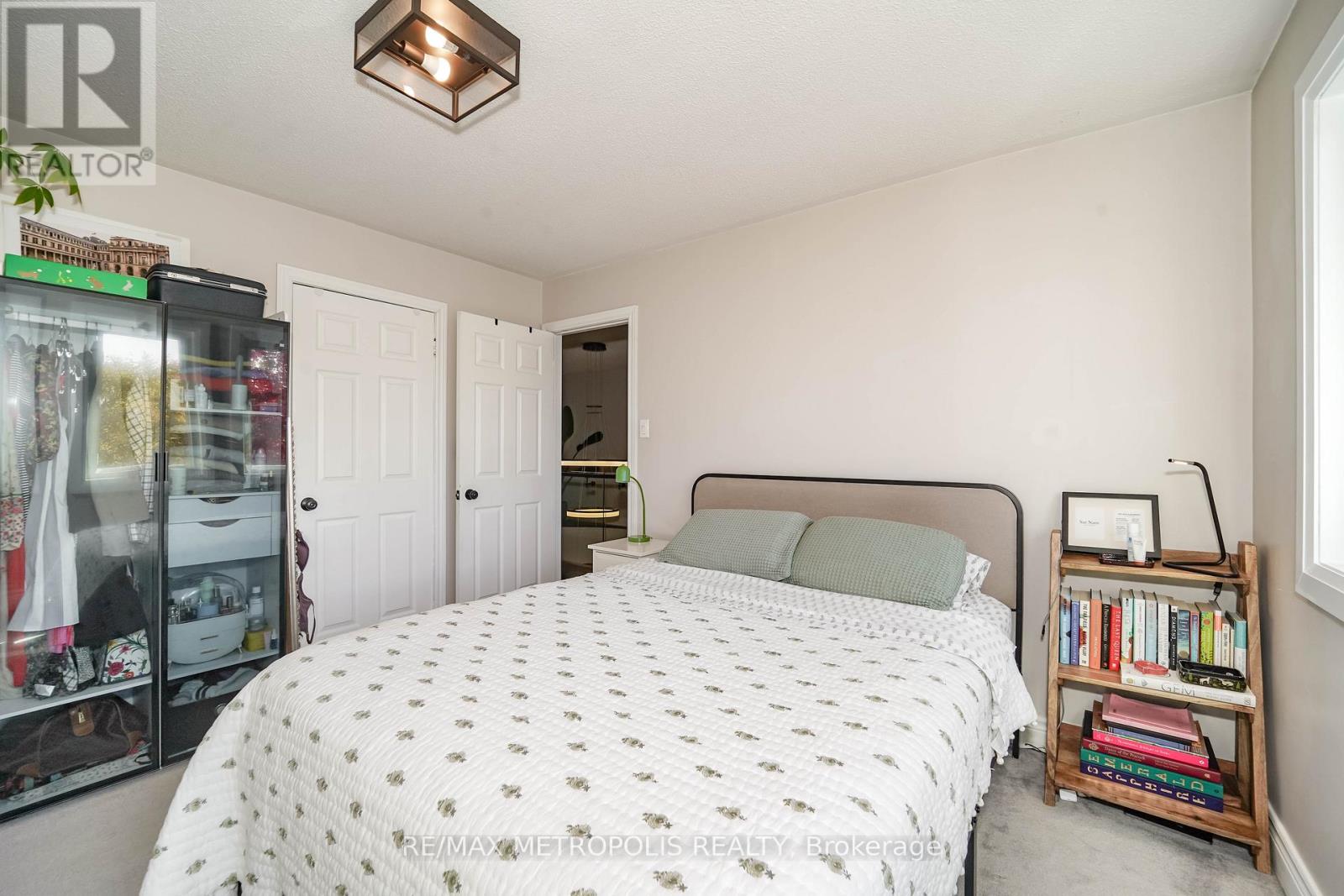 4392 Grassland Crescent, Mississauga, Ontario  L5V 1E2 - Photo 35 - W12536824