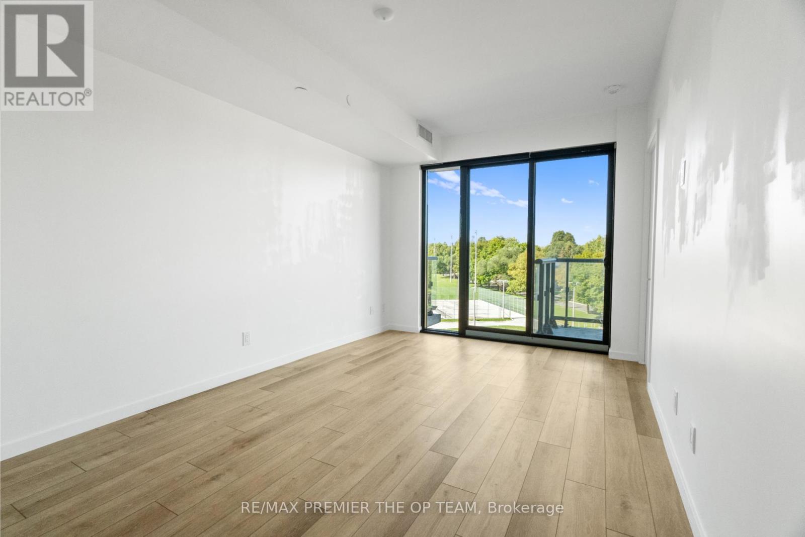 406 - 7 Smith Crescent N, Toronto, Ontario  M8Z 0G3 - Photo 17 - W12537690