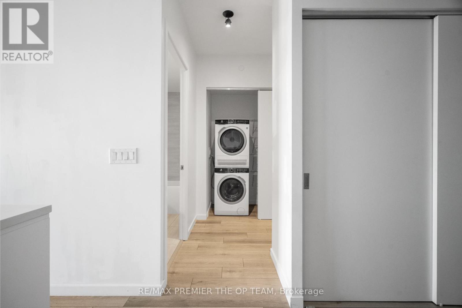 406 - 7 Smith Crescent N, Toronto, Ontario  M8Z 0G3 - Photo 36 - W12537690