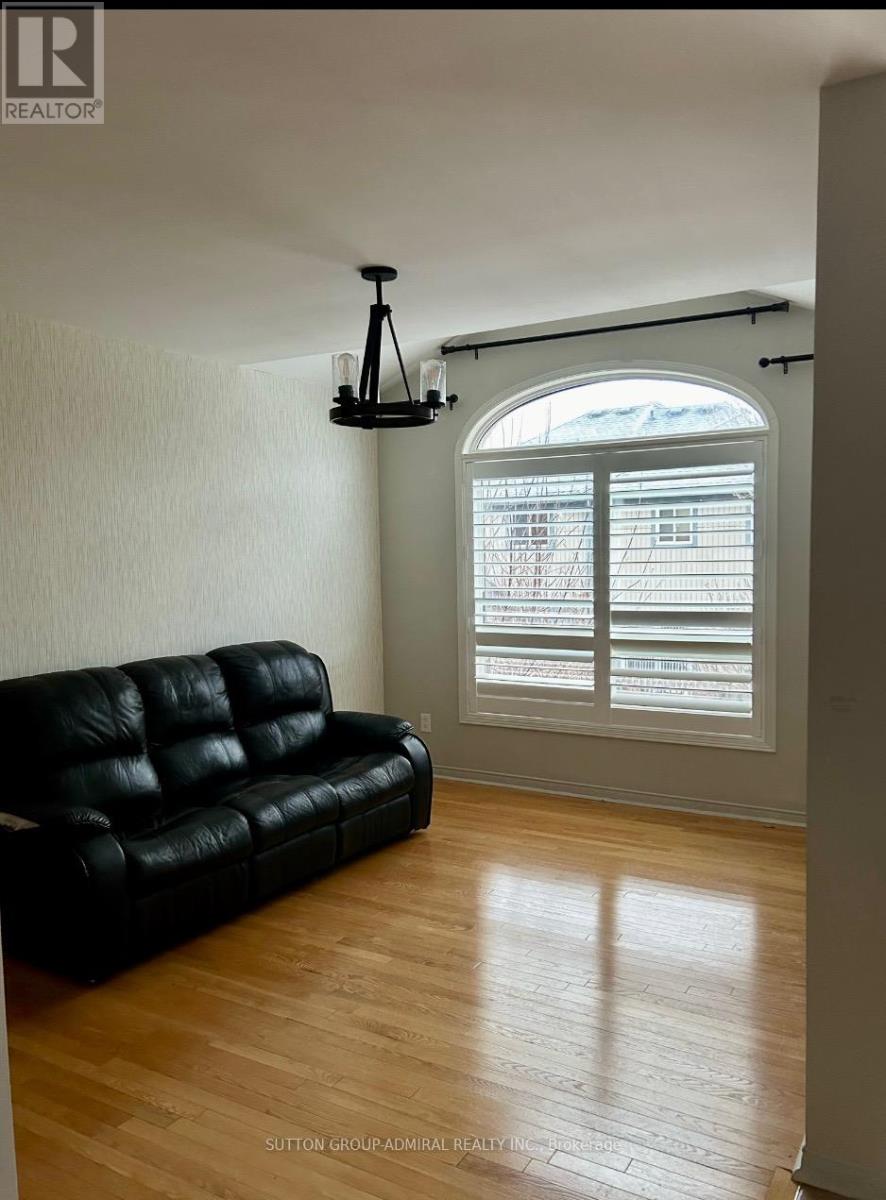 79 Thomas Legge Crescent, Richmond Hill, Ontario  L4E 4V8 - Photo 2 - N12538966