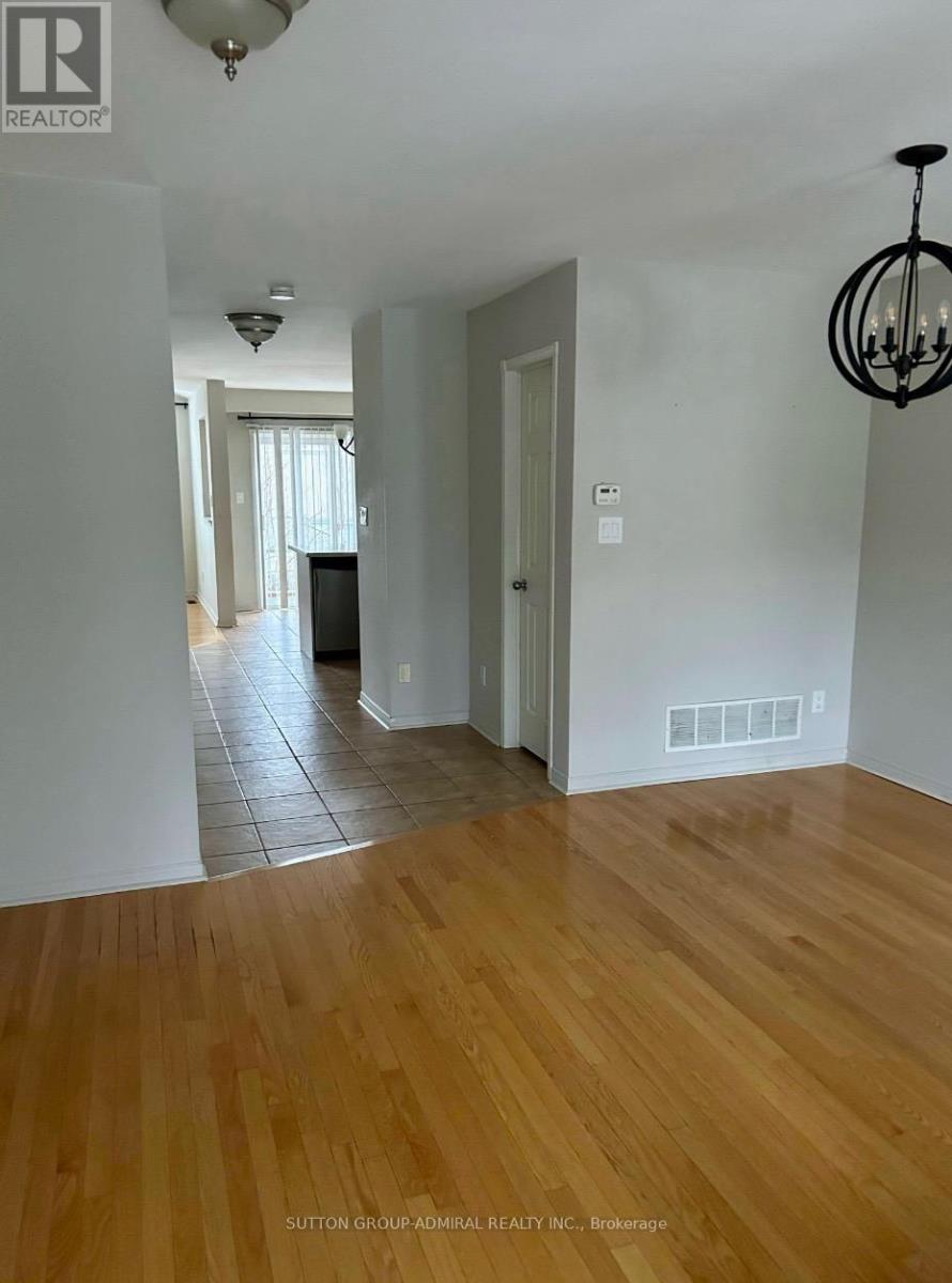 79 Thomas Legge Crescent, Richmond Hill, Ontario  L4E 4V8 - Photo 4 - N12538966