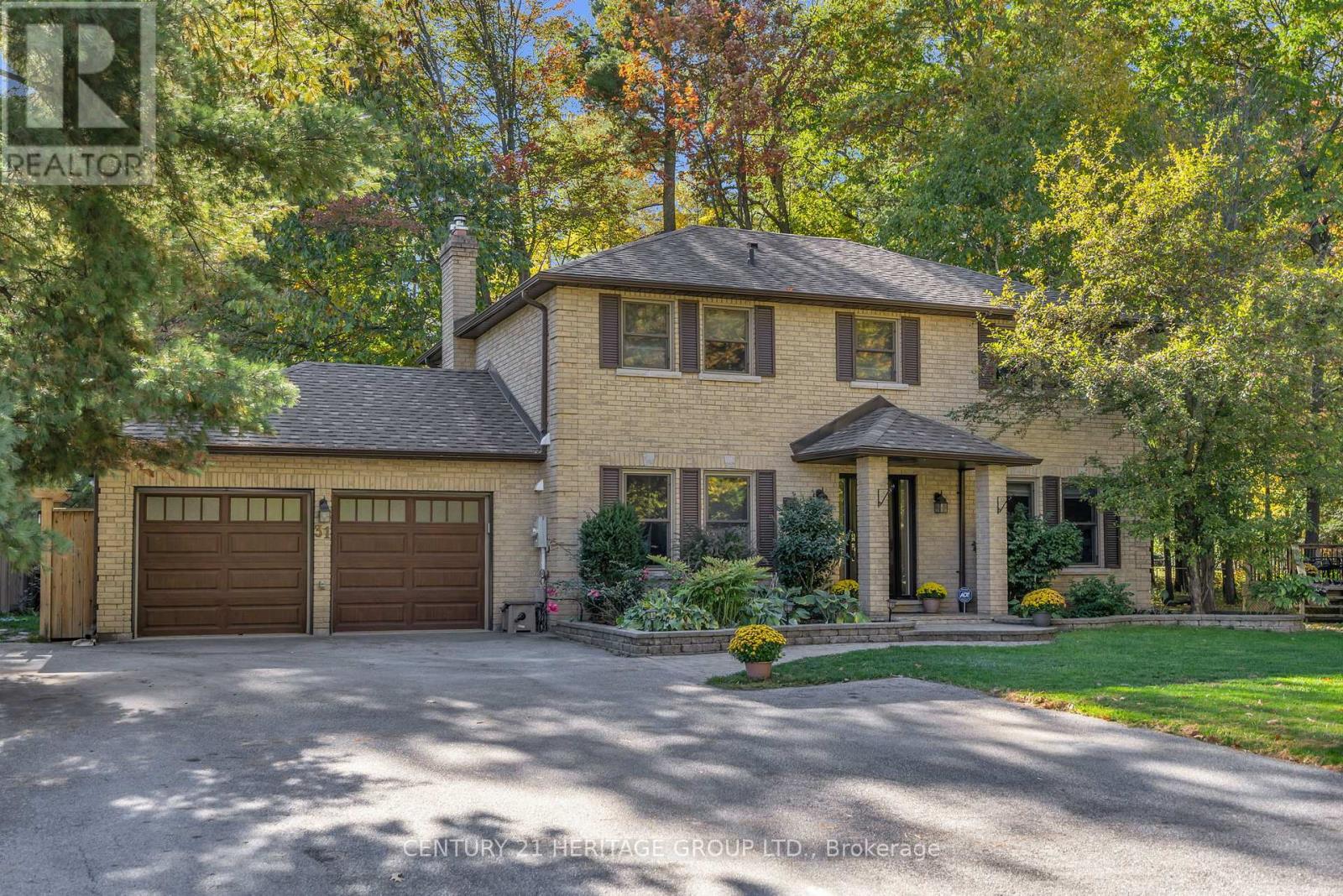 31 Donaldson Road, East Gwillimbury, Ontario  L9N 1J1 - Photo 2 - N12539034