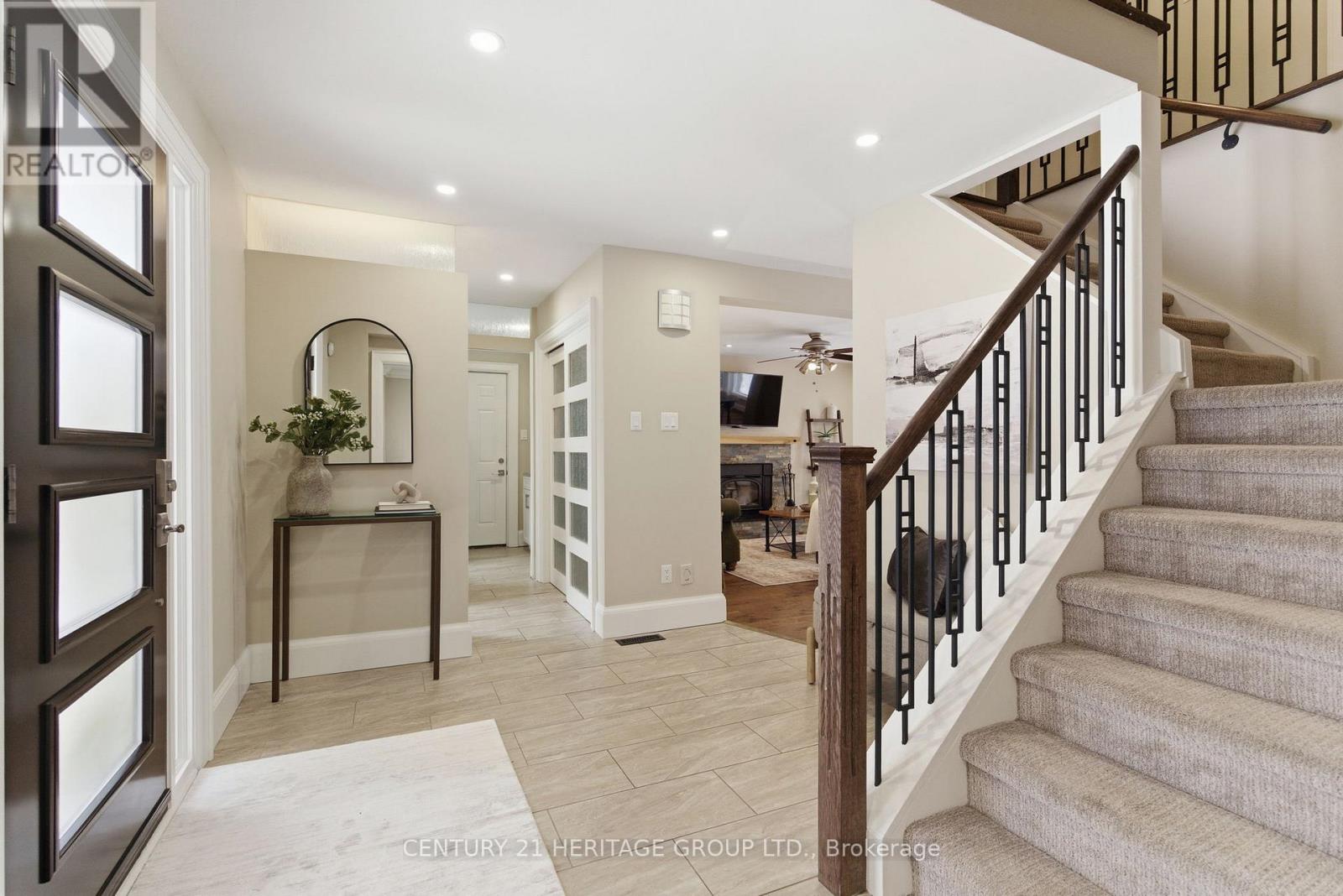 31 Donaldson Road, East Gwillimbury, Ontario  L9N 1J1 - Photo 6 - N12539034