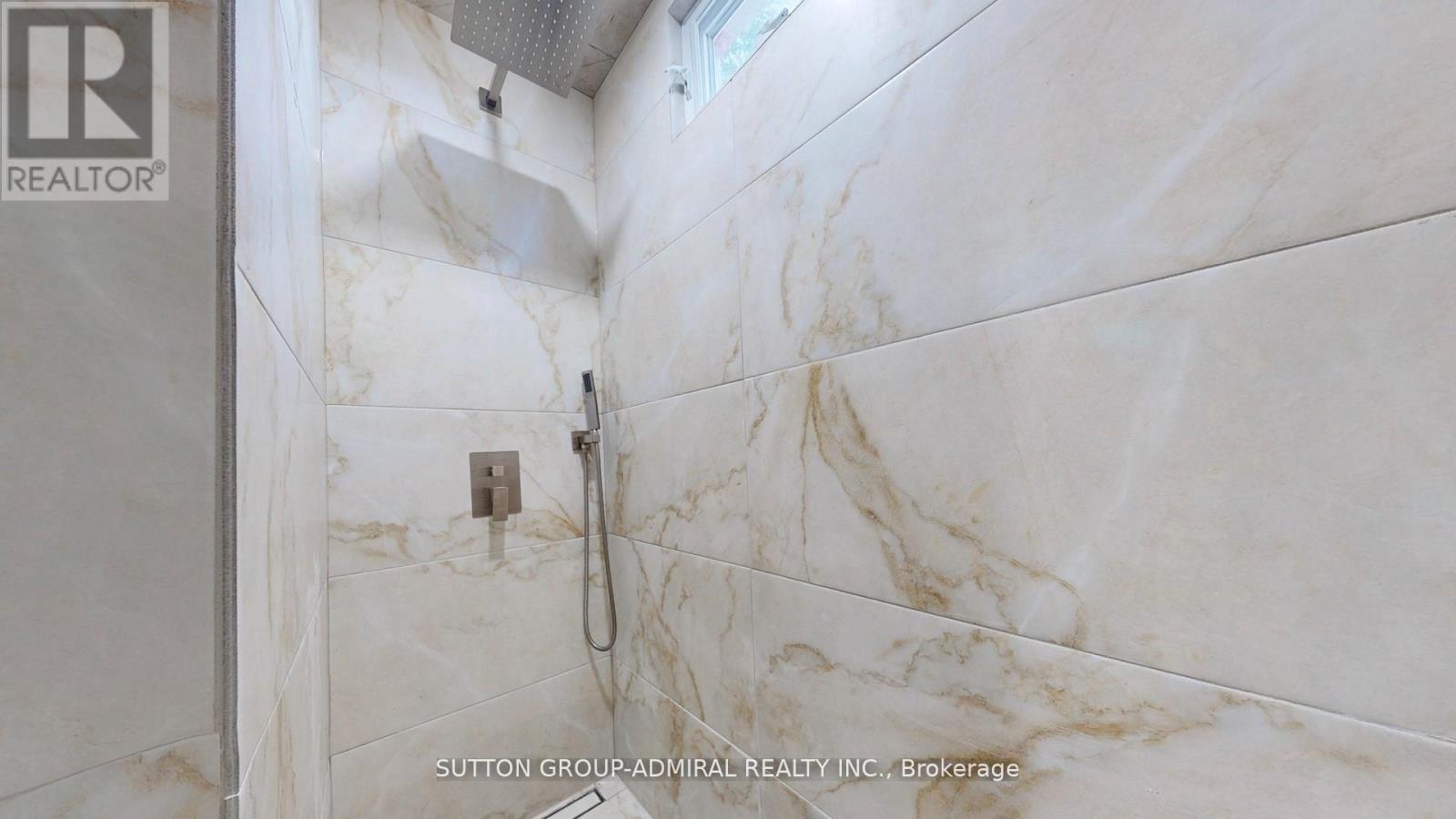 242 Muriel Street, Newmarket, Ontario  L3Y 3N3 - Photo 22 - N12539068