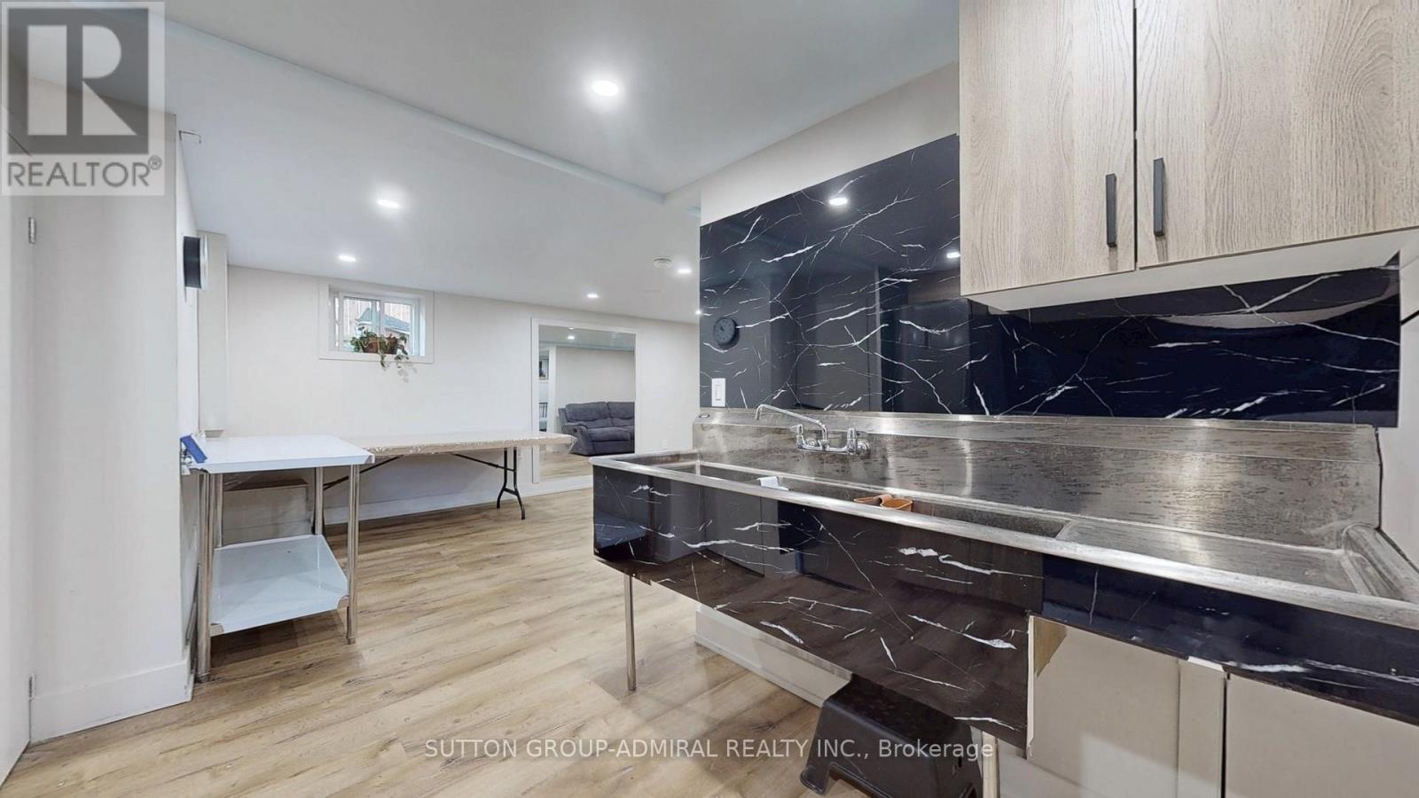 242 Muriel Street, Newmarket, Ontario  L3Y 3N3 - Photo 34 - N12539068