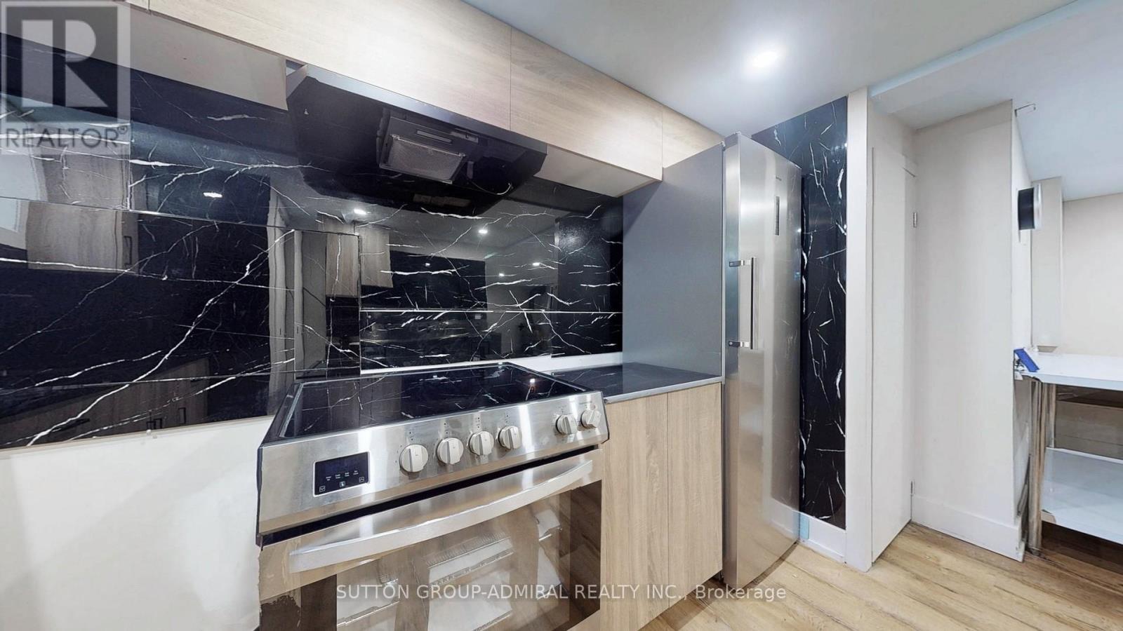 242 Muriel Street, Newmarket, Ontario  L3Y 3N3 - Photo 35 - N12539068