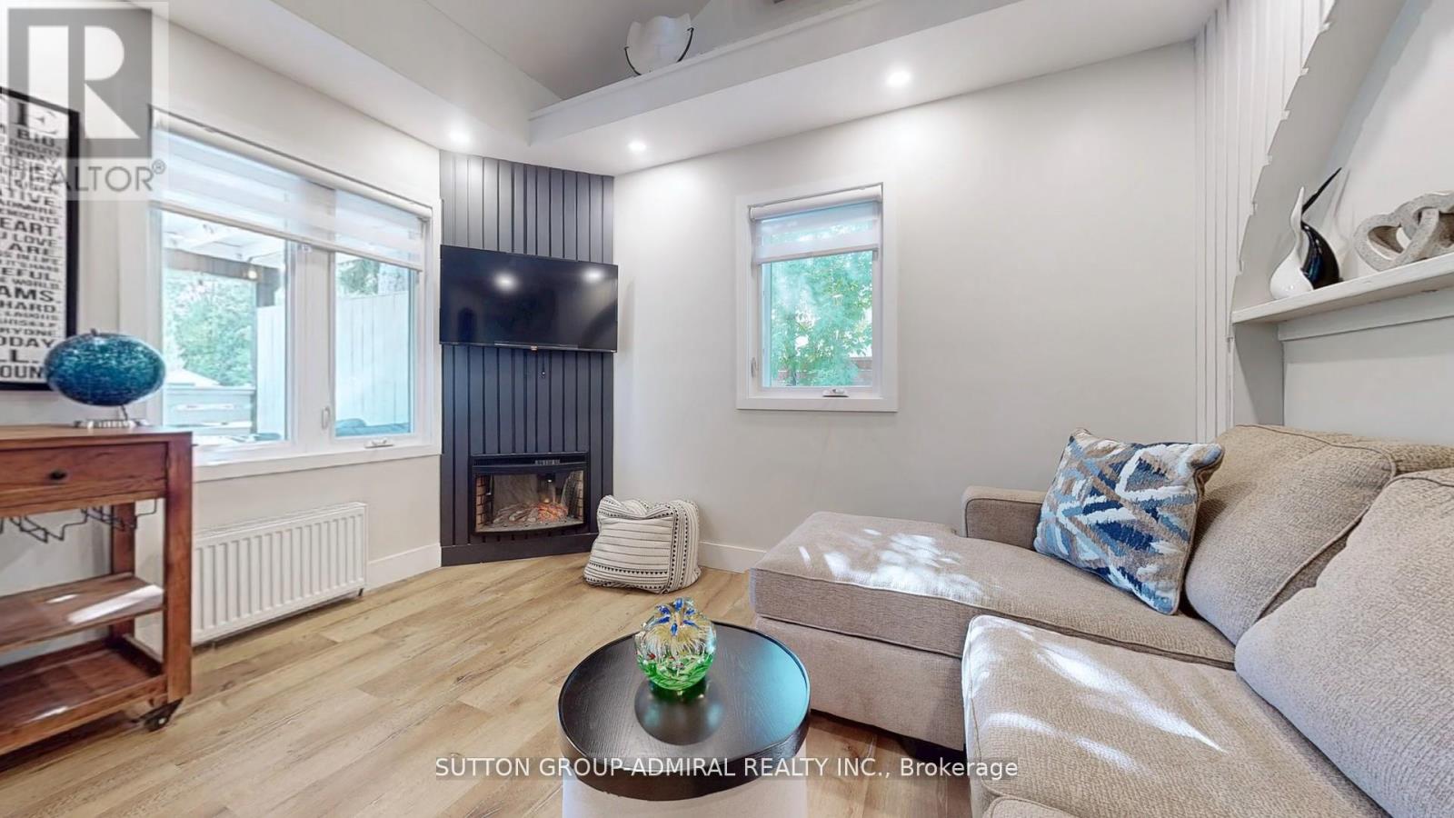 242 Muriel Street, Newmarket, Ontario  L3Y 3N3 - Photo 8 - N12539068