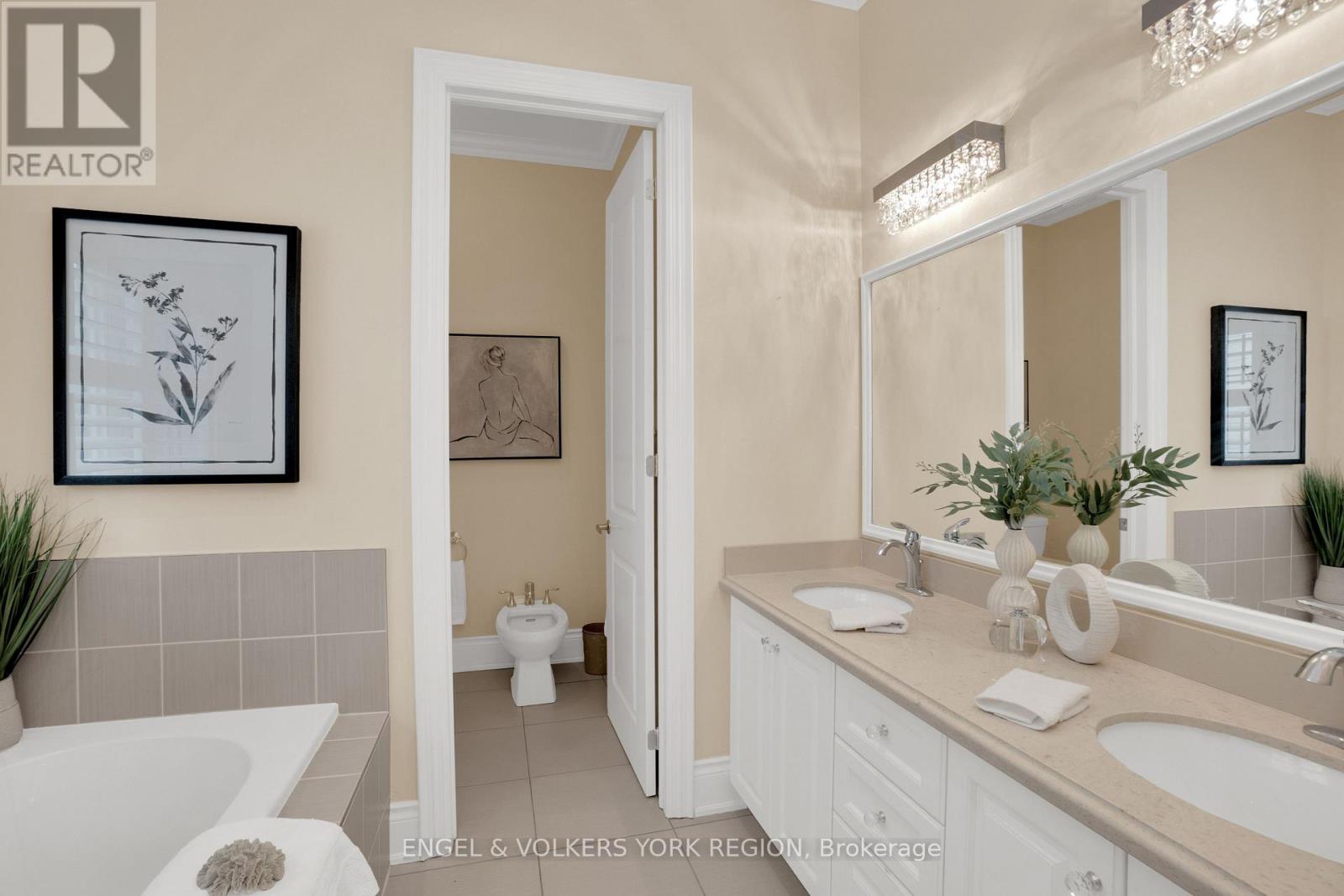 43 James Stokes Court, King, Ontario  L7B 0M8 - Photo 21 - N12539078