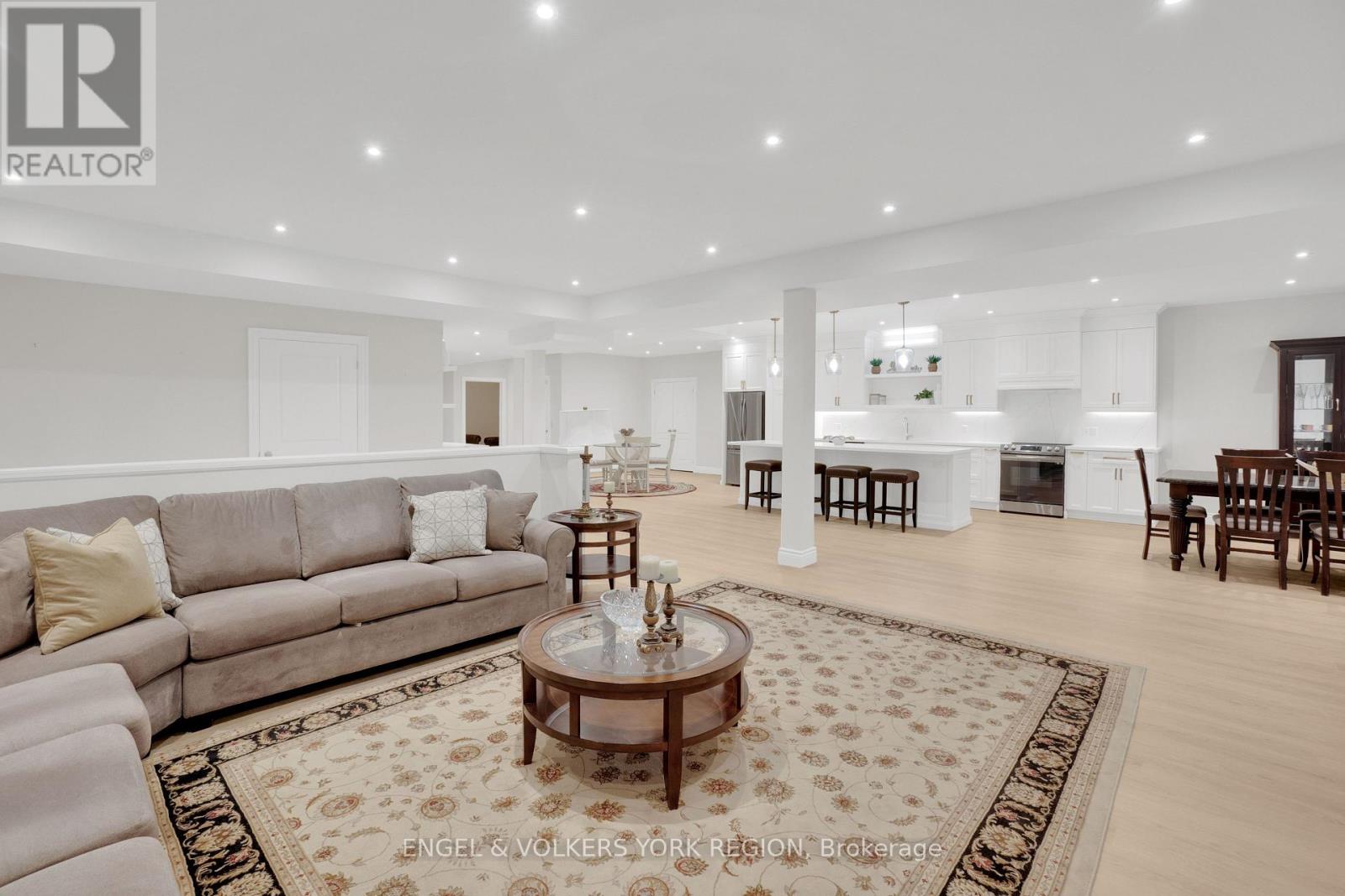 43 James Stokes Court, King, Ontario  L7B 0M8 - Photo 38 - N12539078