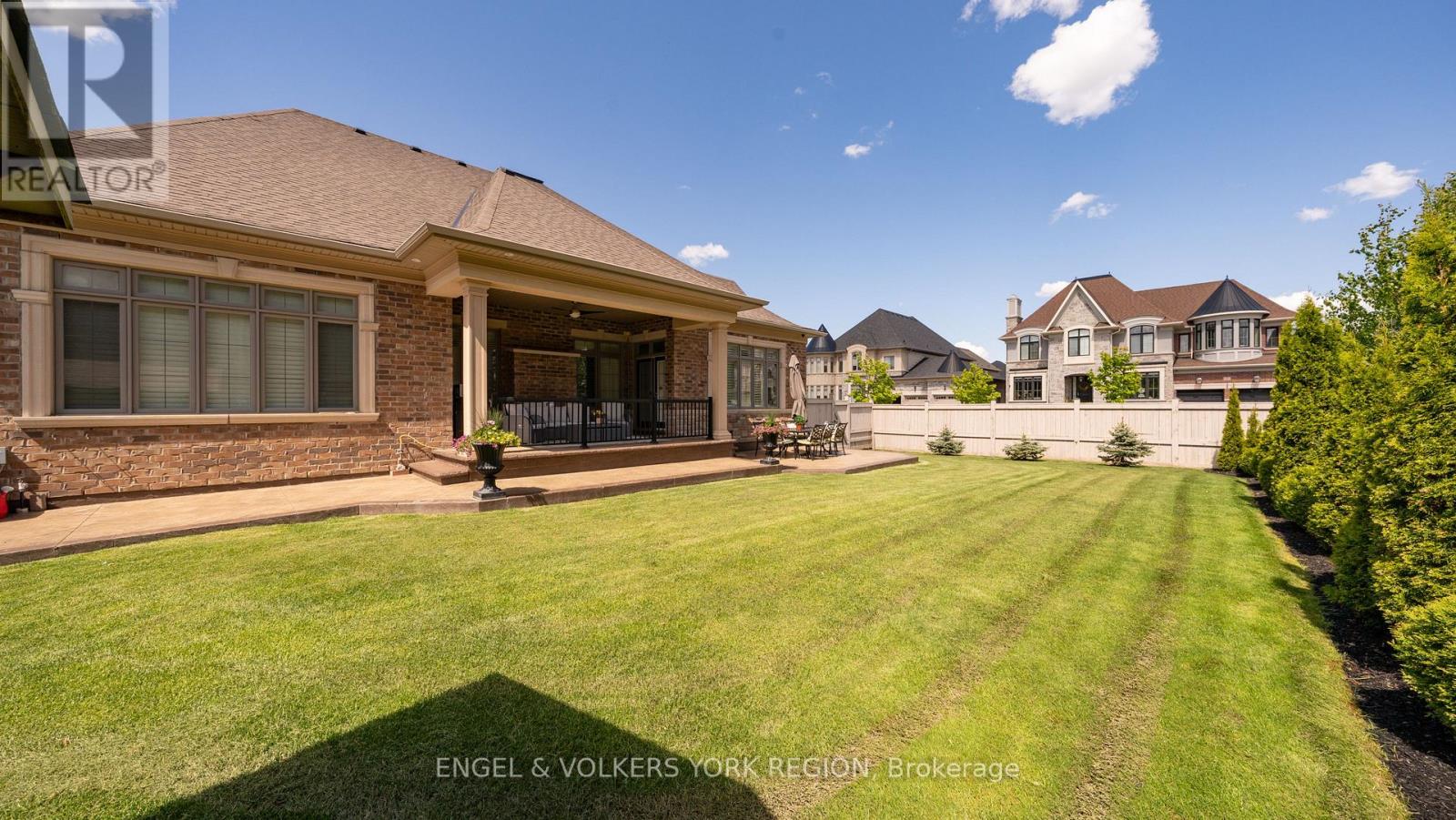 43 James Stokes Court, King, Ontario  L7B 0M8 - Photo 44 - N12539078