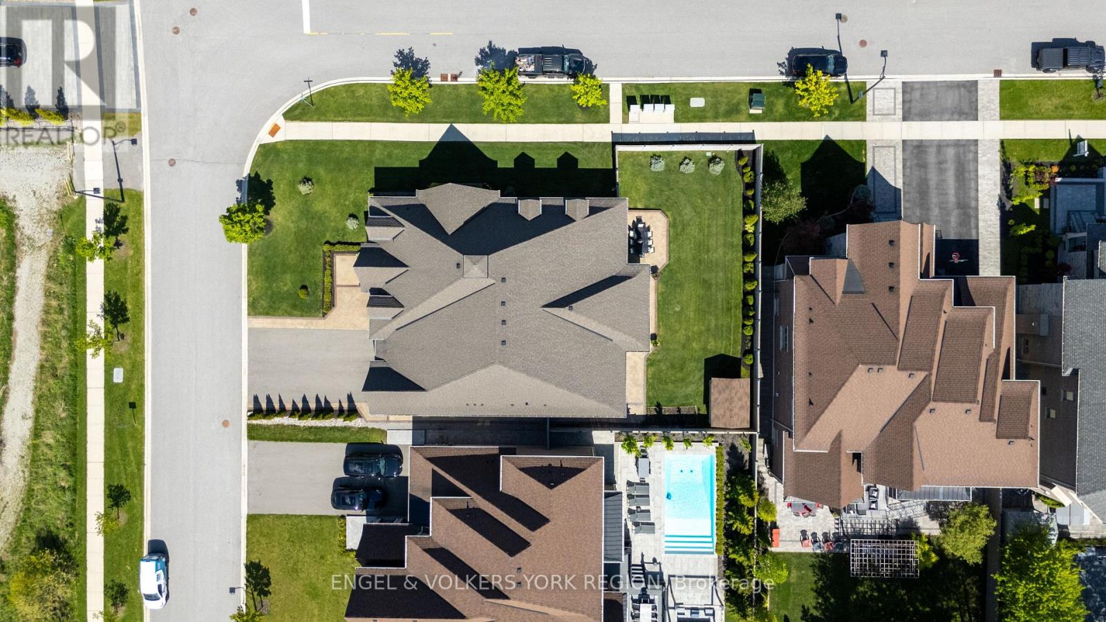 43 James Stokes Court, King, Ontario  L7B 0M8 - Photo 49 - N12539078