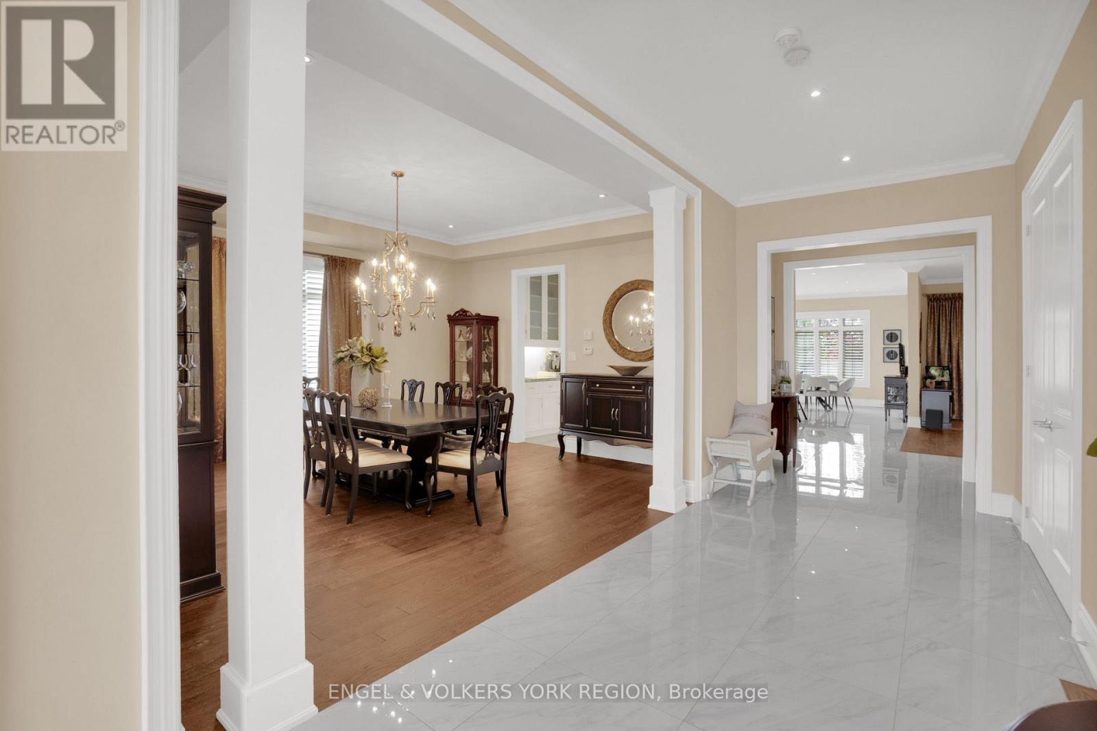 43 James Stokes Court, King, Ontario  L7B 0M8 - Photo 7 - N12539078