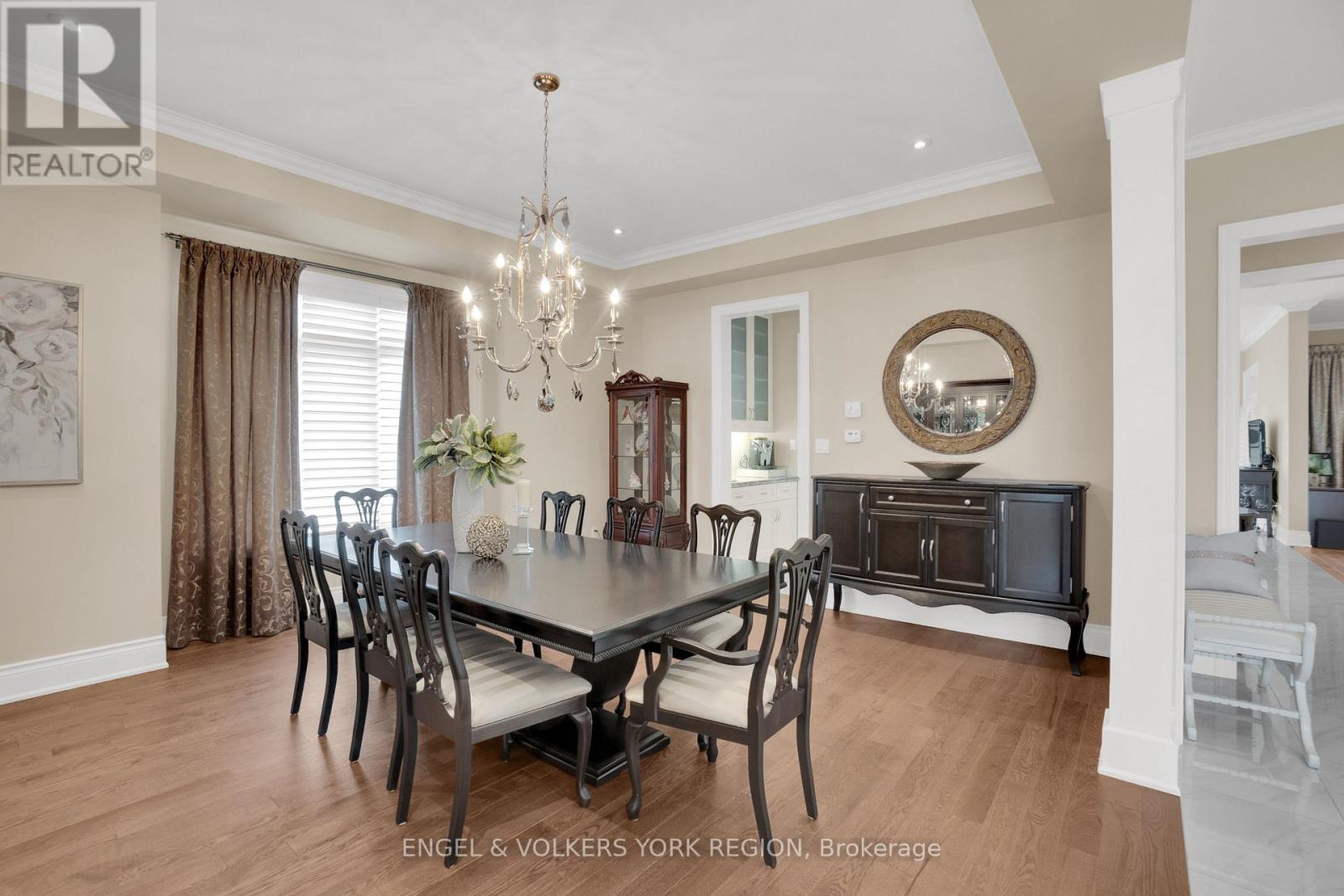 43 James Stokes Court, King, Ontario  L7B 0M8 - Photo 8 - N12539078