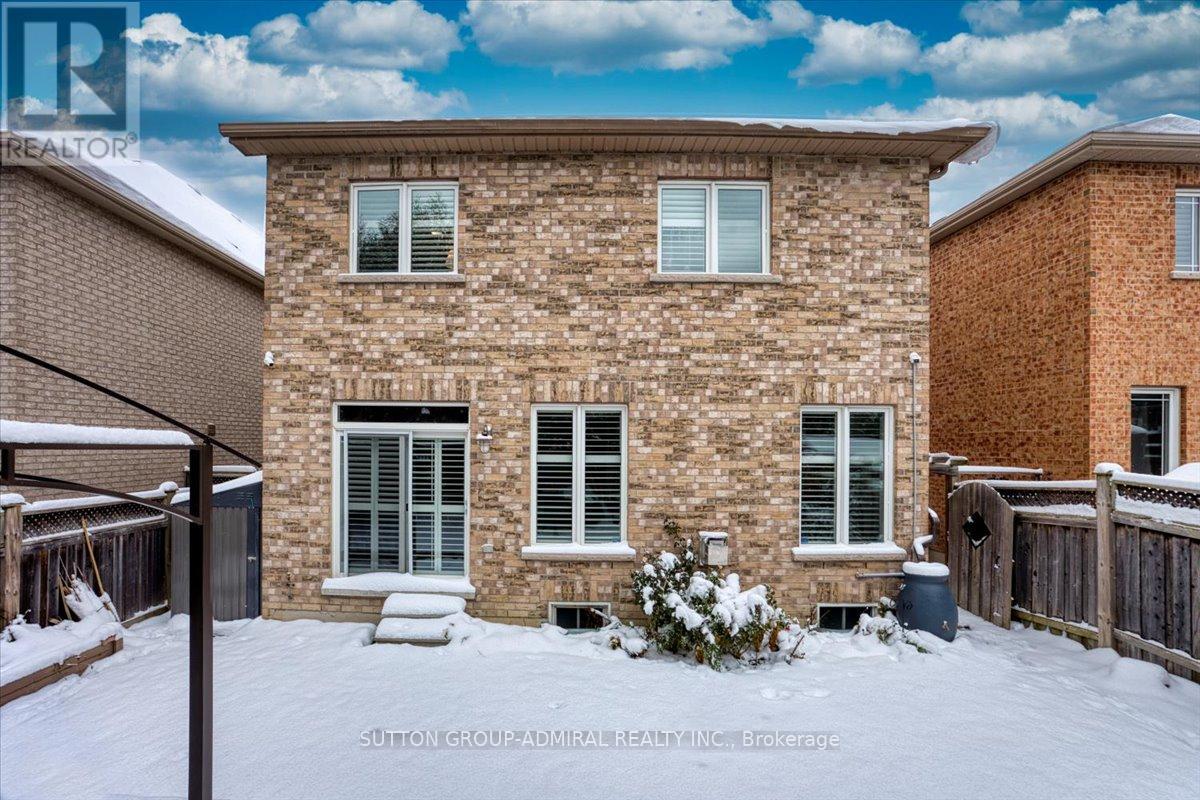 10 Usherwood Street, Aurora, Ontario  L4G 7W6 - Photo 46 - N12539132