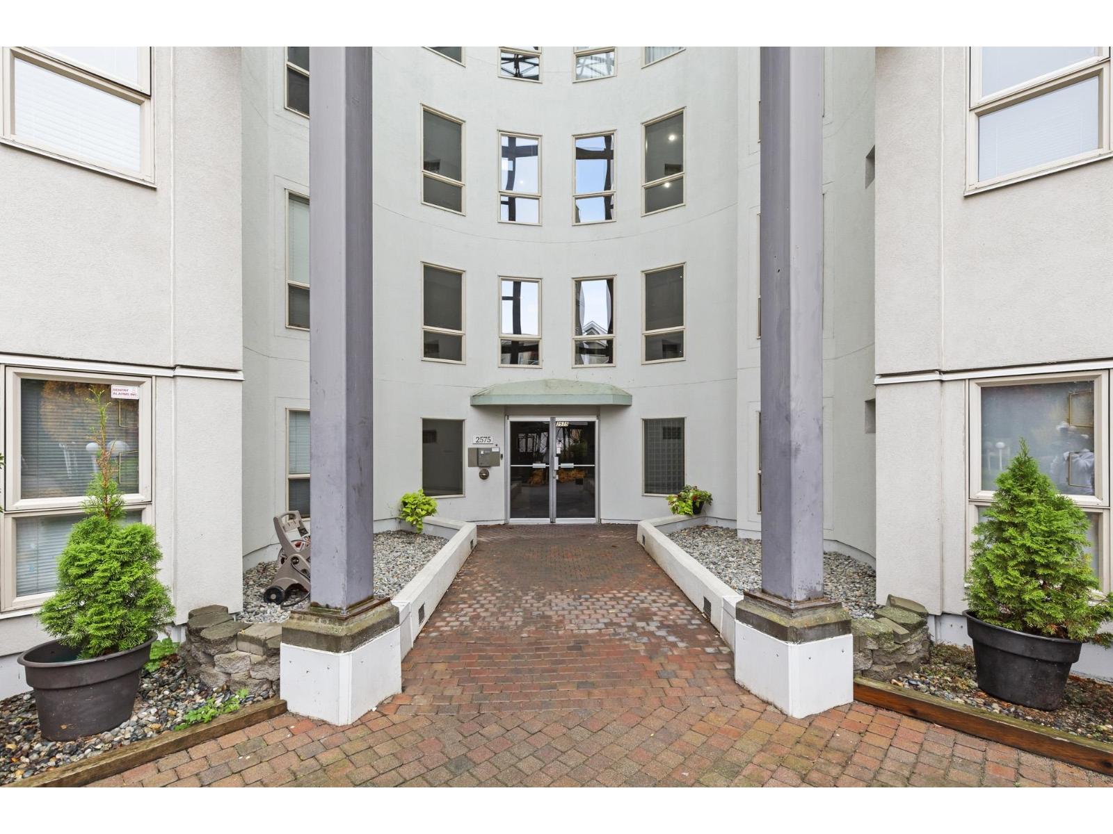 208 2575 WARE STREET, Abbotsford, British Columbia