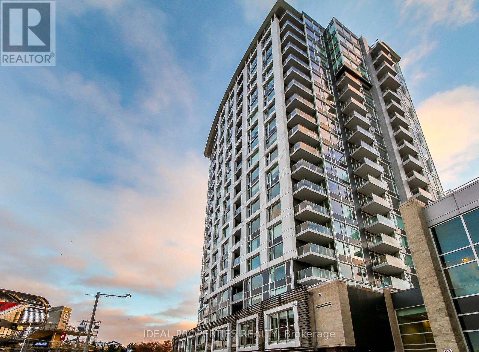 1408 - 1035 Bank Street N, Ottawa, Ontario  K1S 3W9 - Photo 2 - X12539186