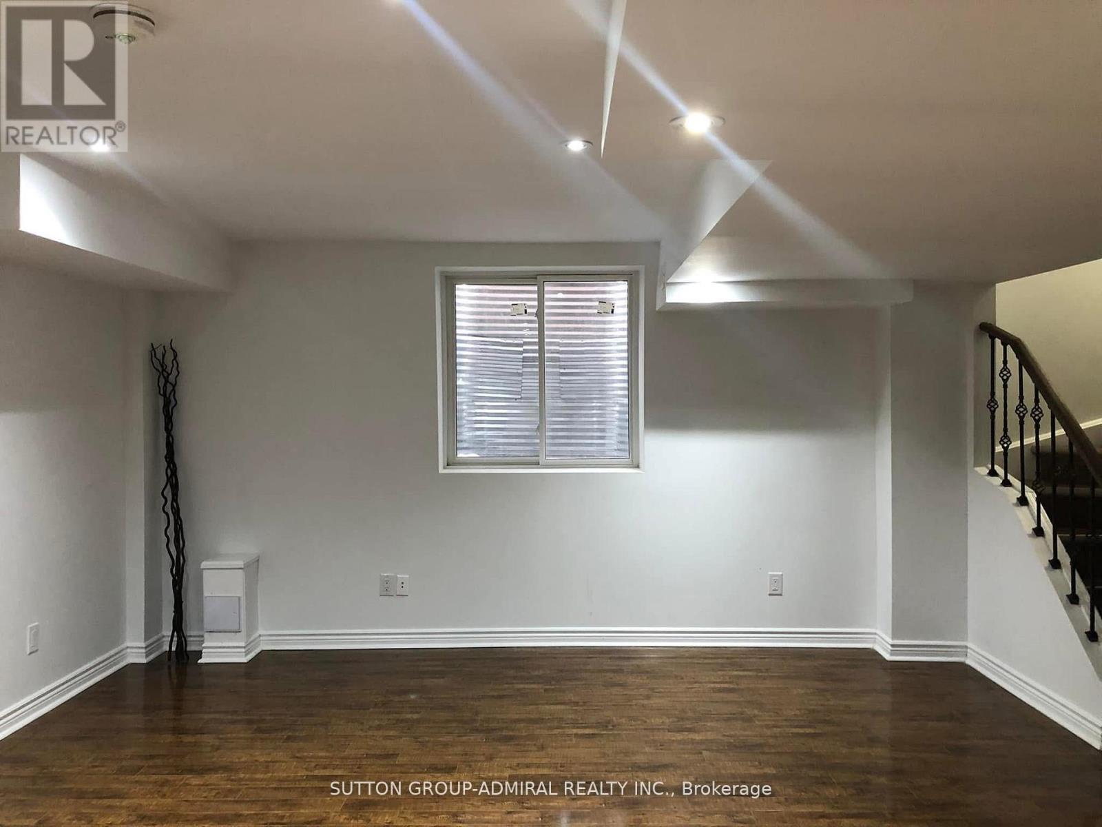 Basement - 39 Bassett Crescent, Brampton, Ontario  L6X 0E4 - Photo 14 - W12538936