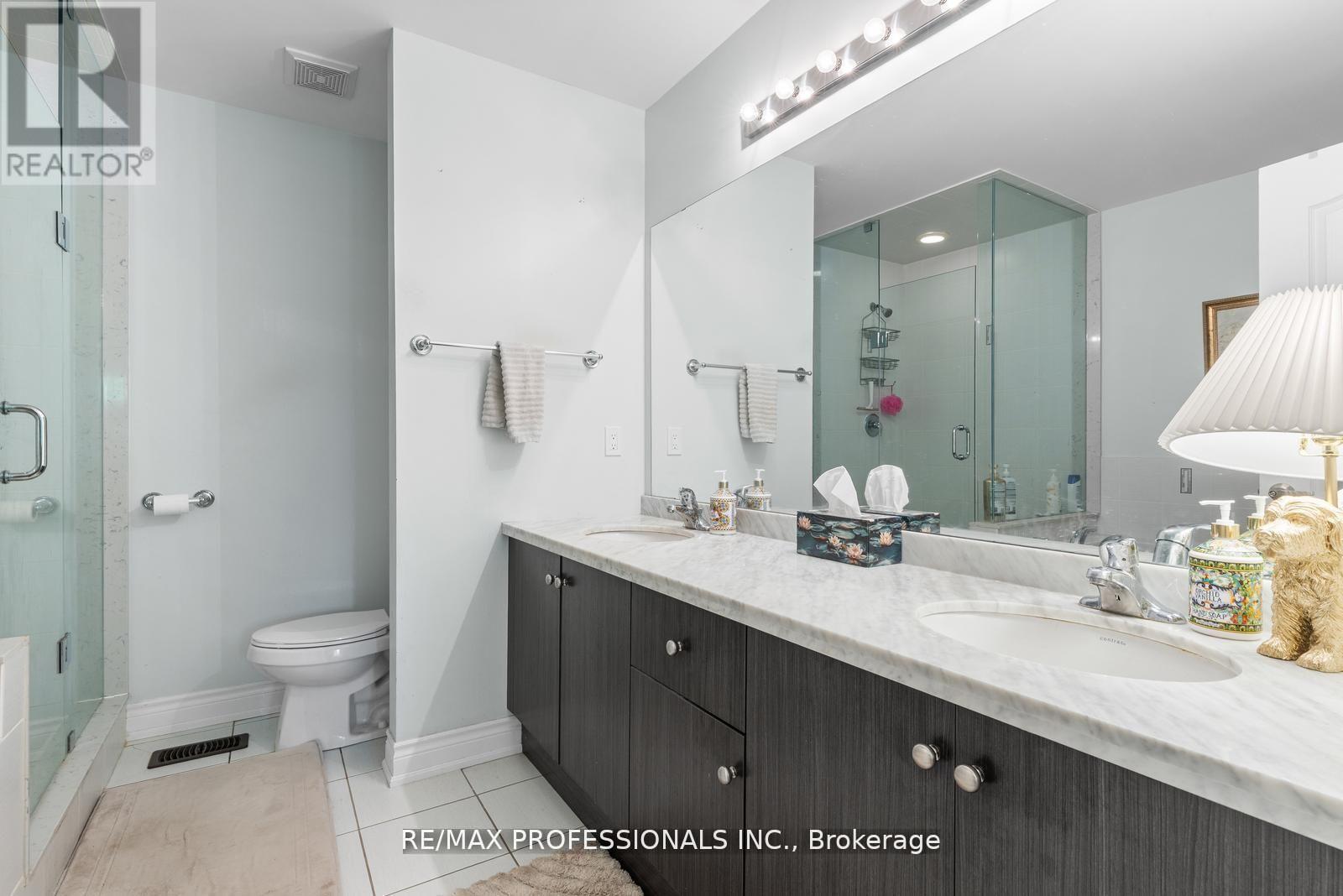 16 Dryden Way, Toronto, Ontario  M9R 0B2 - Photo 22 - W12538962