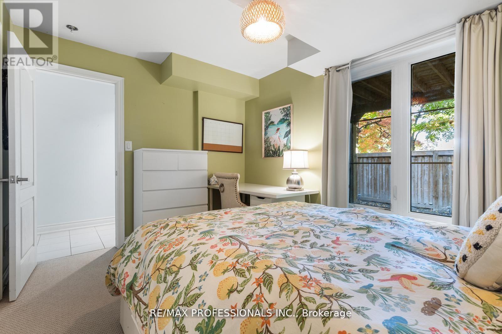 16 Dryden Way, Toronto, Ontario  M9R 0B2 - Photo 27 - W12538962