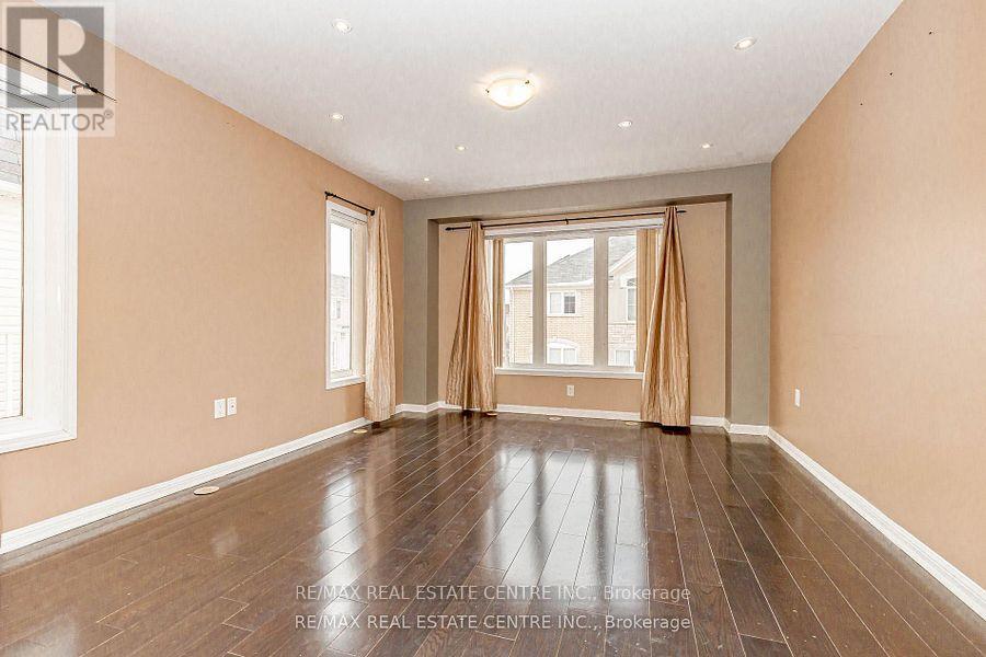 299 Dymott Avenue, Milton, Ontario  L9T 0Z4 - Photo 14 - W12538988