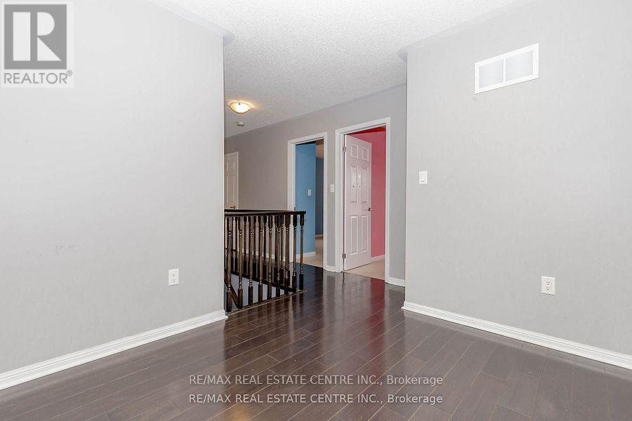 299 Dymott Avenue, Milton, Ontario  L9T 0Z4 - Photo 16 - W12538988