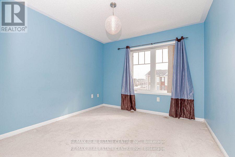 299 Dymott Avenue, Milton, Ontario  L9T 0Z4 - Photo 20 - W12538988