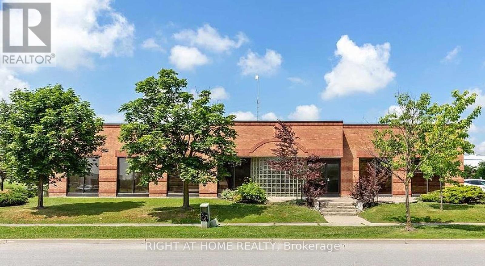 2556 MEADOWPINE BOULEVARD, Mississauga, Ontario