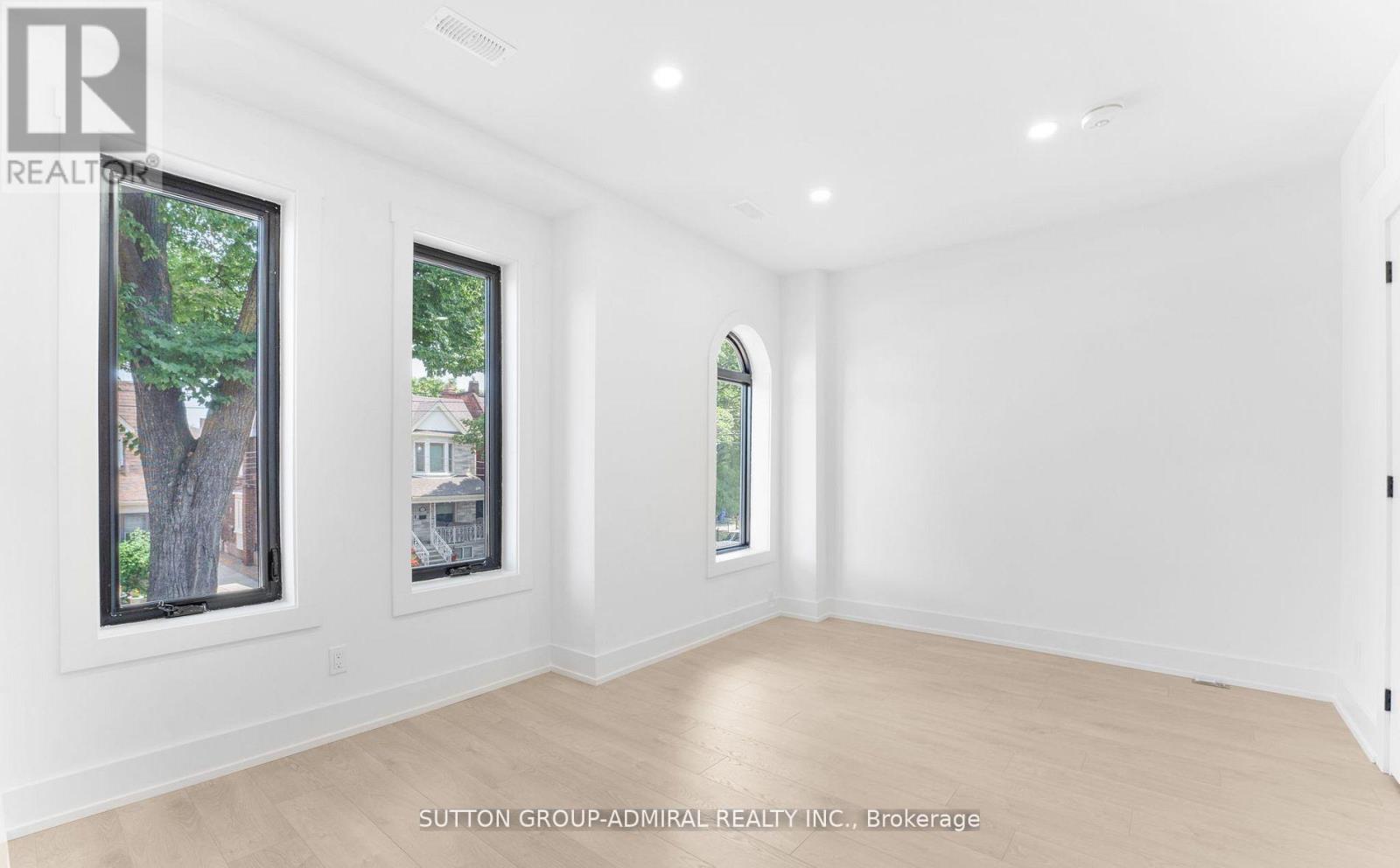 2nd Floor - 366 Margueretta Street, Toronto, Ontario  M6H 3S5 - Photo 12 - W12539050