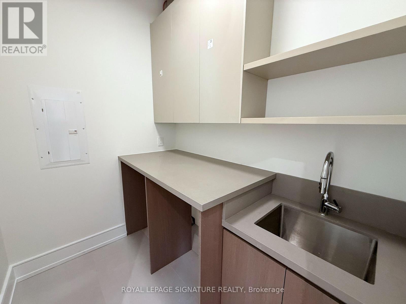 365 Jumna Avenue, Mississauga, Ontario  L5G 1Y5 - Photo 26 - W12539056