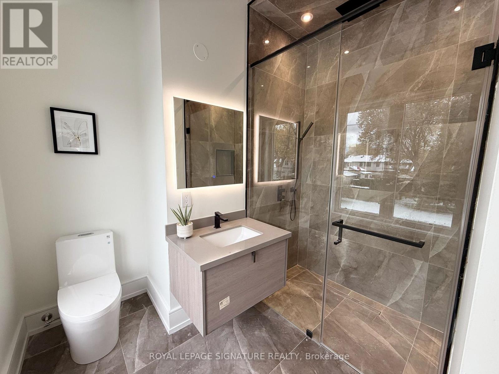 365 Jumna Avenue, Mississauga, Ontario  L5G 1Y5 - Photo 30 - W12539056