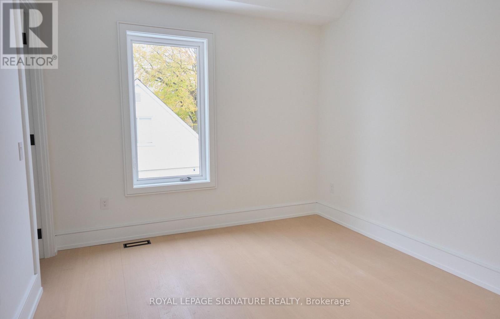 365 Jumna Avenue, Mississauga, Ontario  L5G 1Y5 - Photo 32 - W12539056