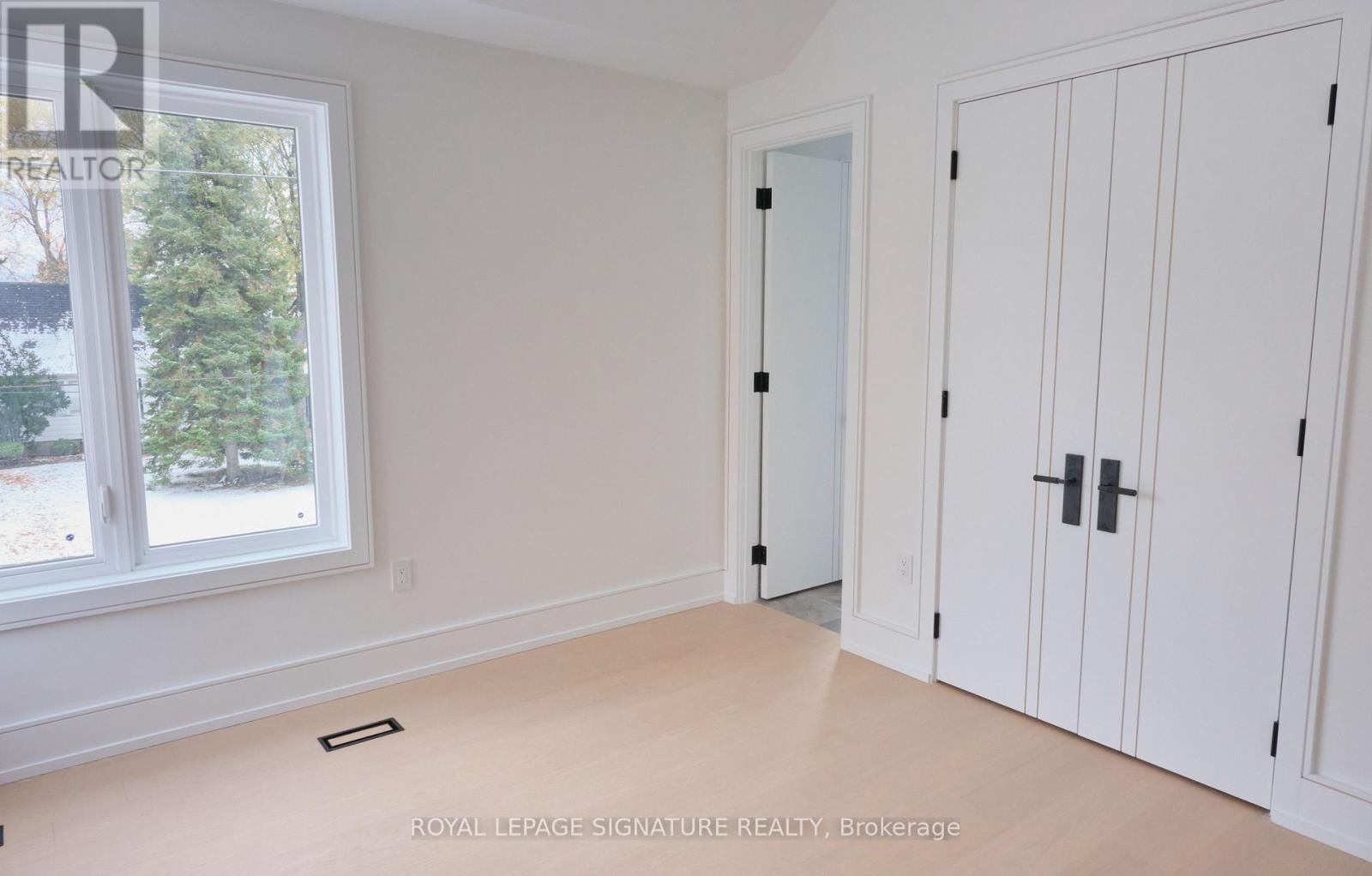 365 Jumna Avenue, Mississauga, Ontario  L5G 1Y5 - Photo 36 - W12539056