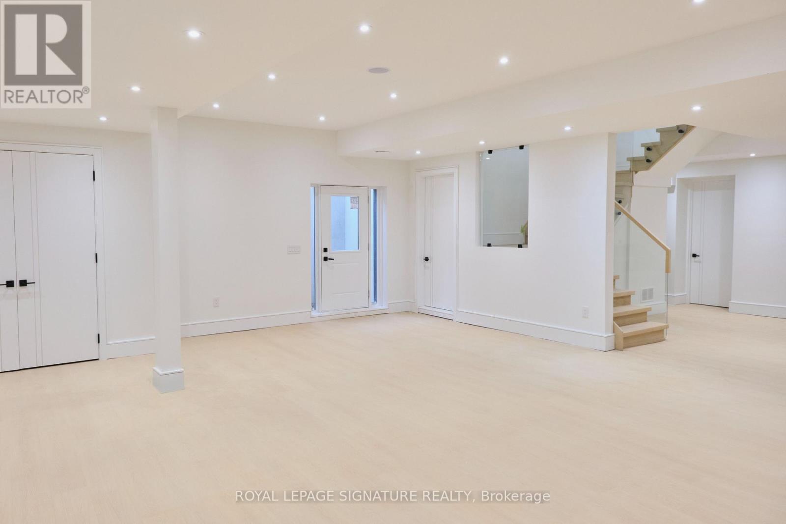 365 Jumna Avenue, Mississauga, Ontario  L5G 1Y5 - Photo 43 - W12539056