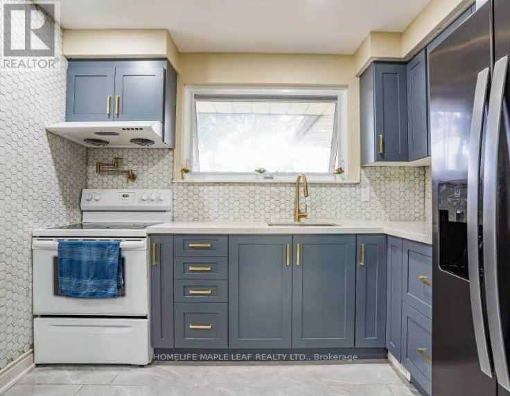 Main Floor - 6 Gretna Drive, Brampton, Ontario  L6X 2E5 - Photo 7 - W12539074