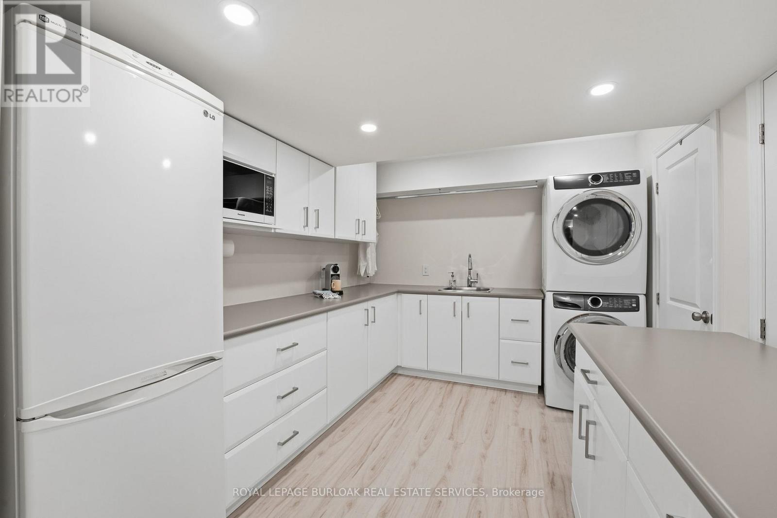 12 - 5056 New Street, Burlington, Ontario L7L 0H4 - Photo 29 - W12539088