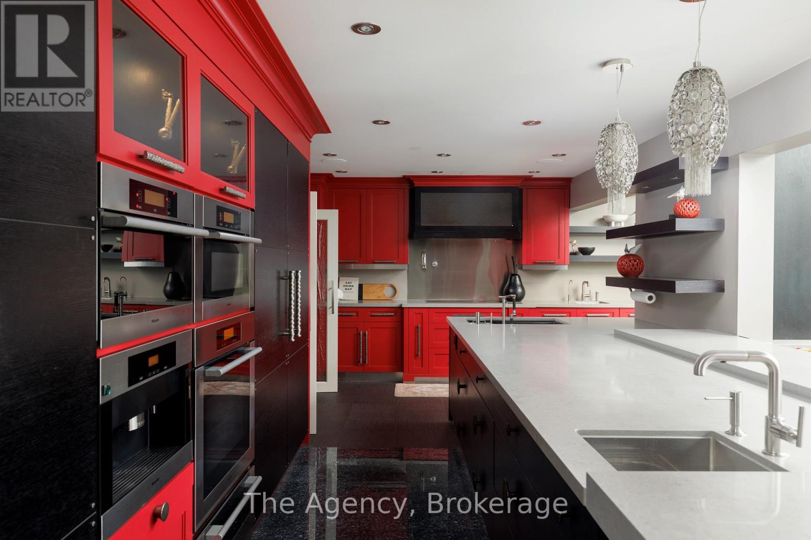 262 Mary Street, Oakville, Ontario  L6K 3V4 - Photo 14 - W12539142